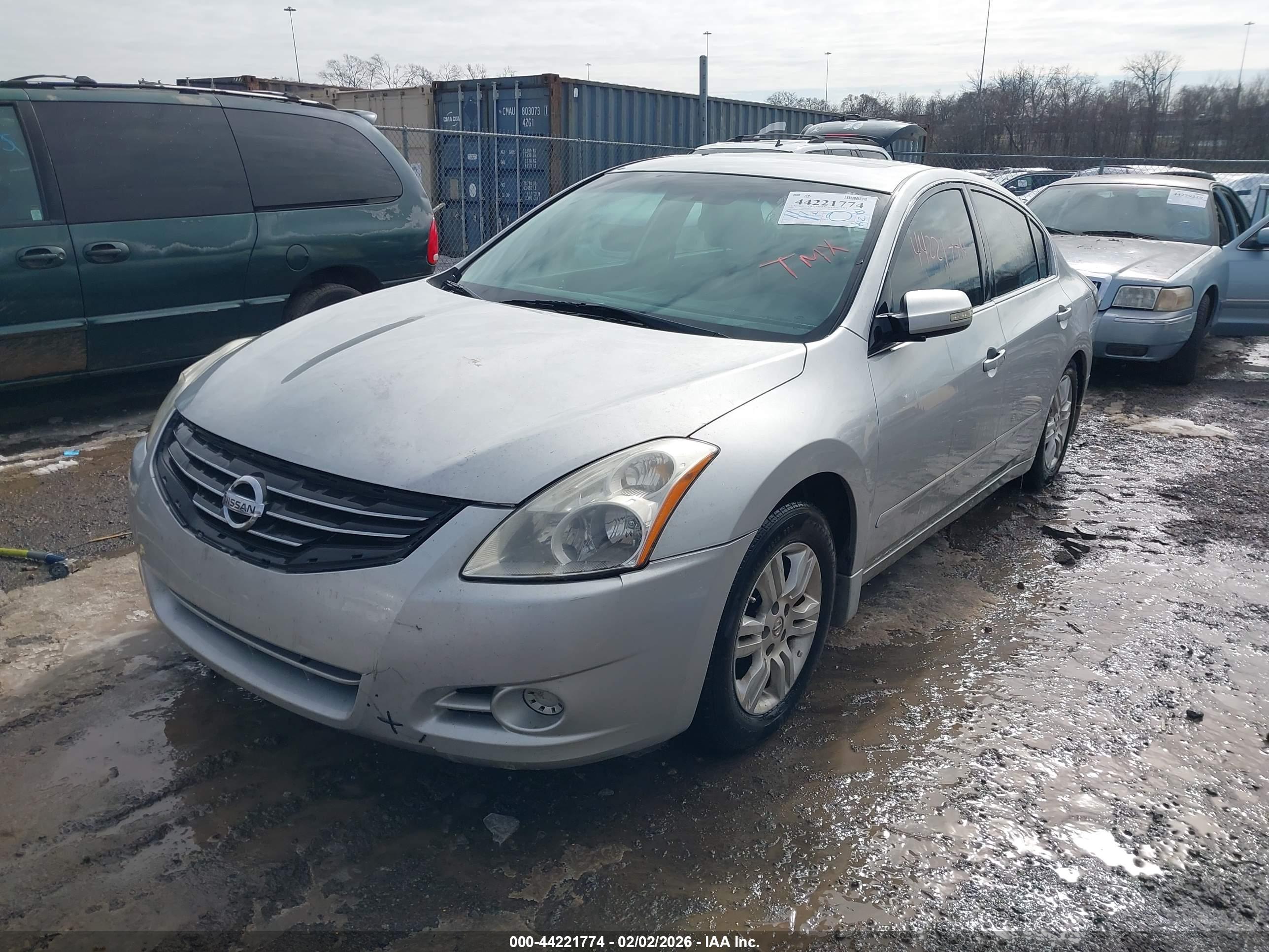 NISSAN ALTIMA image 2