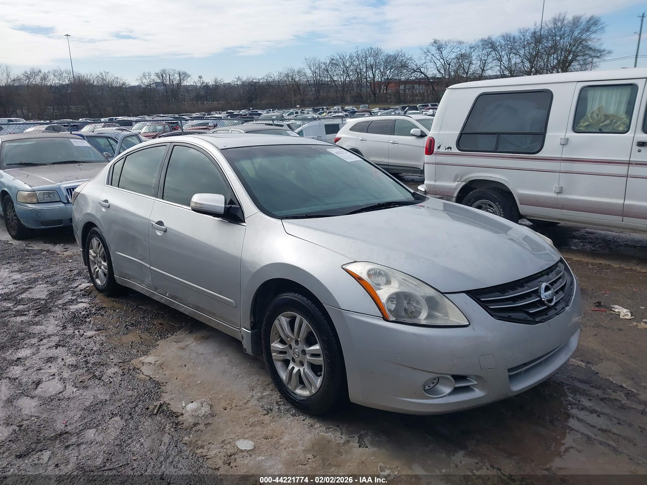 NISSAN ALTIMA image 6