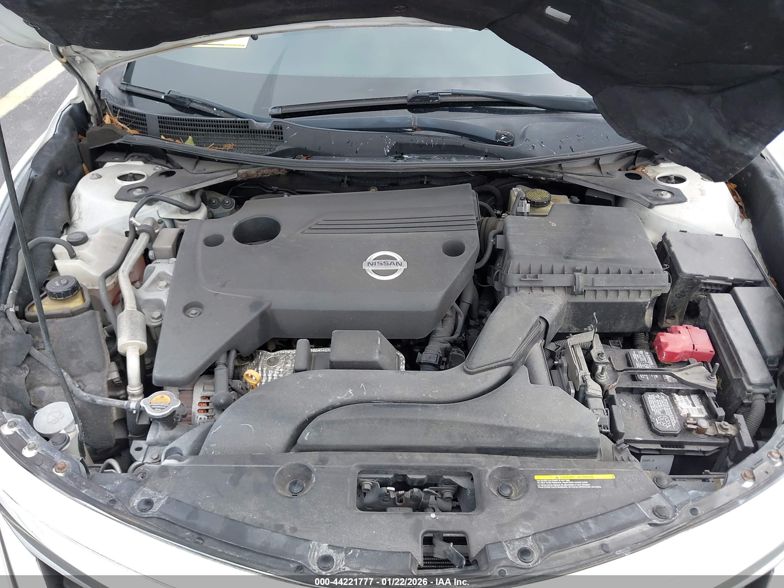 NISSAN ALTIMA image 10