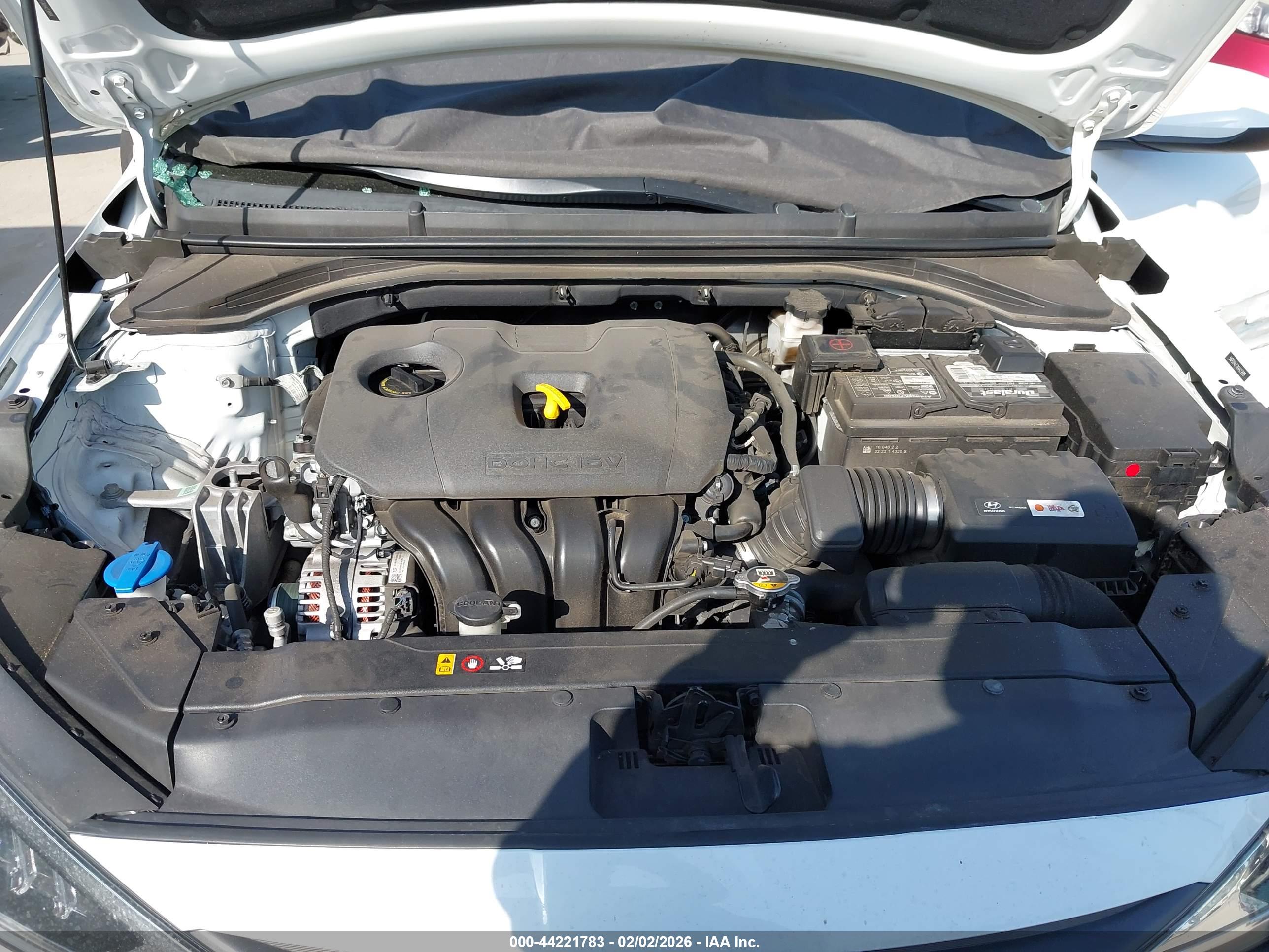 HYUNDAI ELANTRA image 10