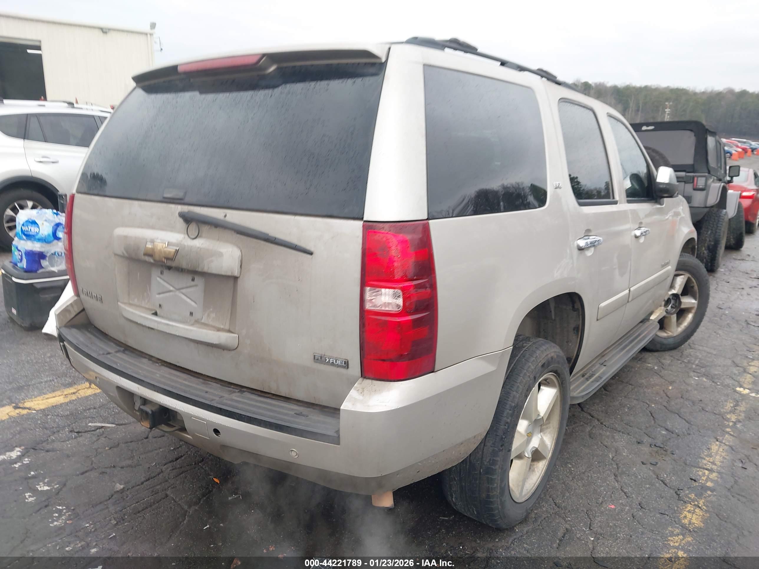 CHEVROLET TAHOE image 4