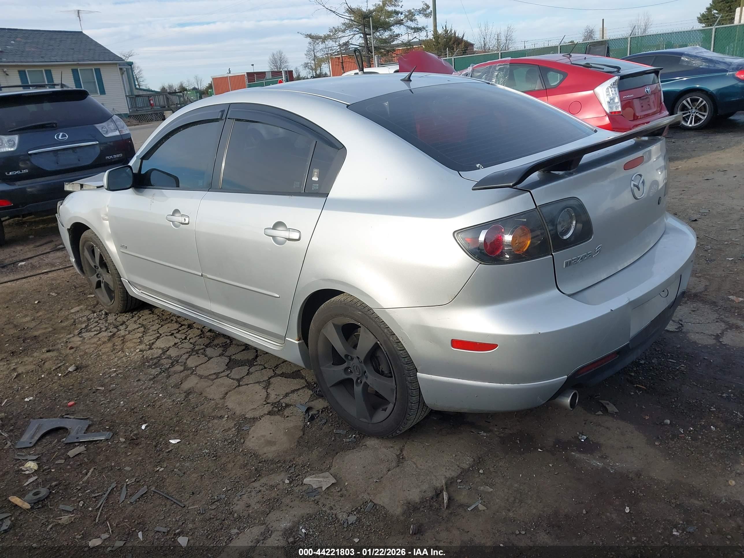 MAZDA MAZDA3 image 3