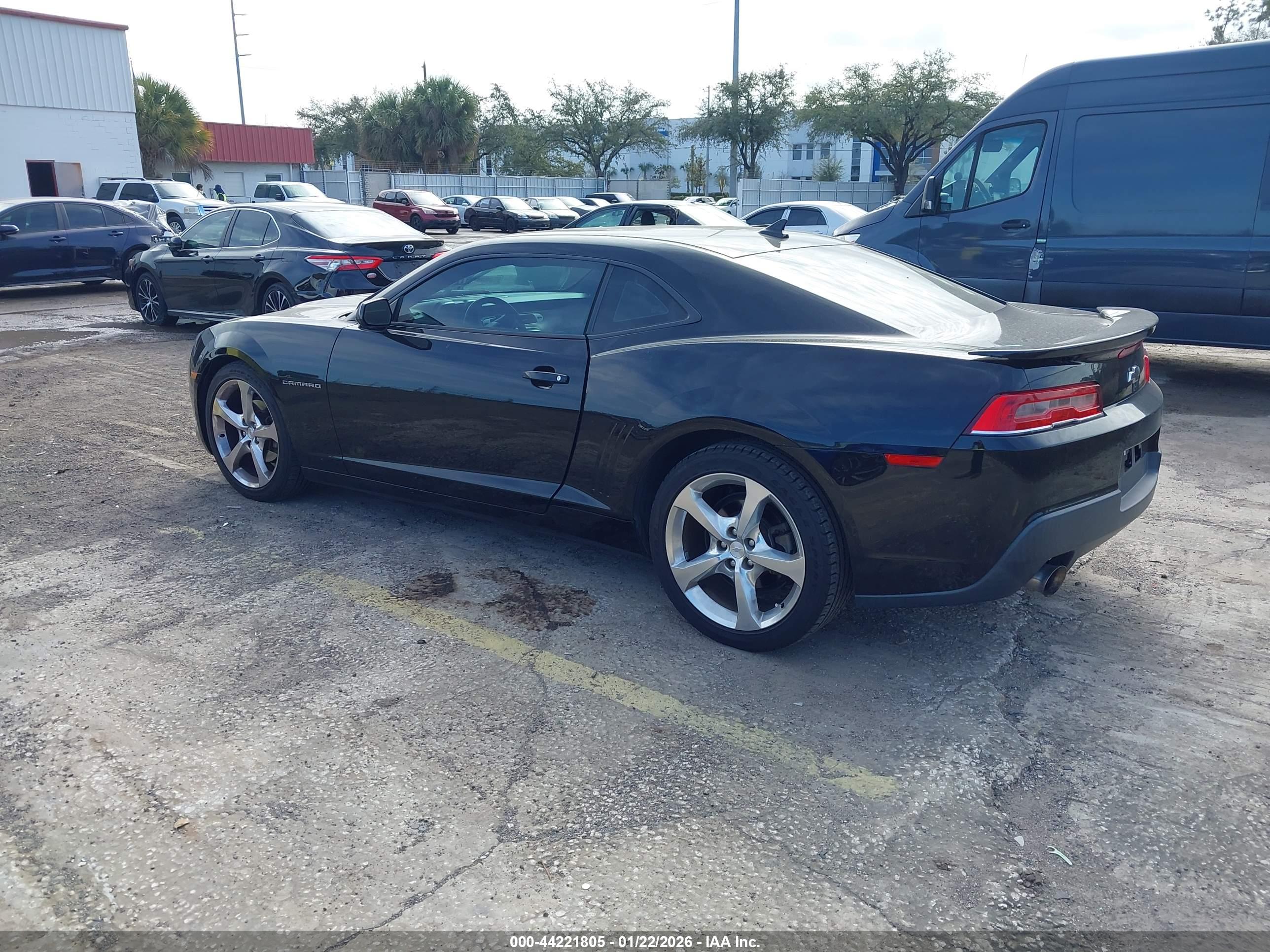 CHEVROLET CAMARO image 3