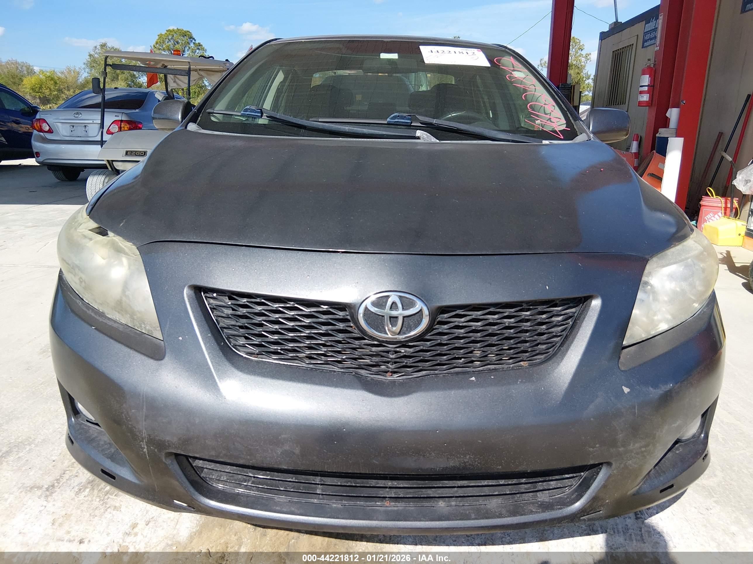 TOYOTA COROLLA image 6