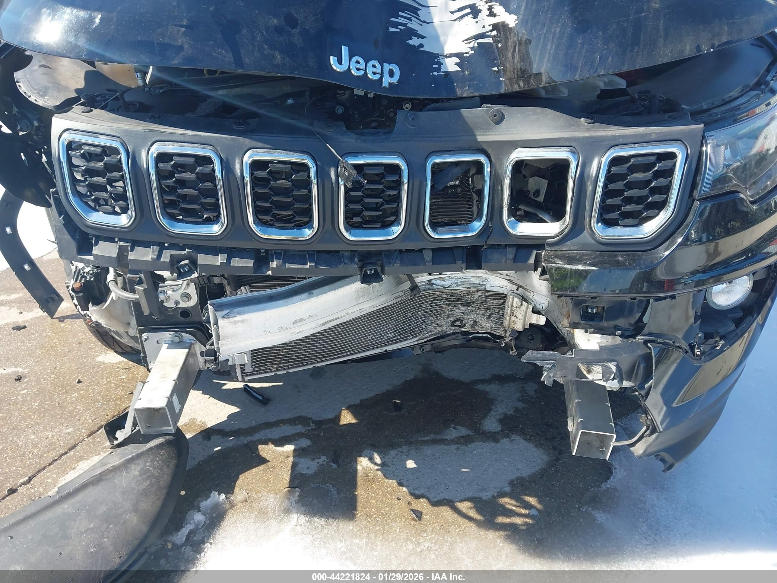 JEEP COMPASS image 6