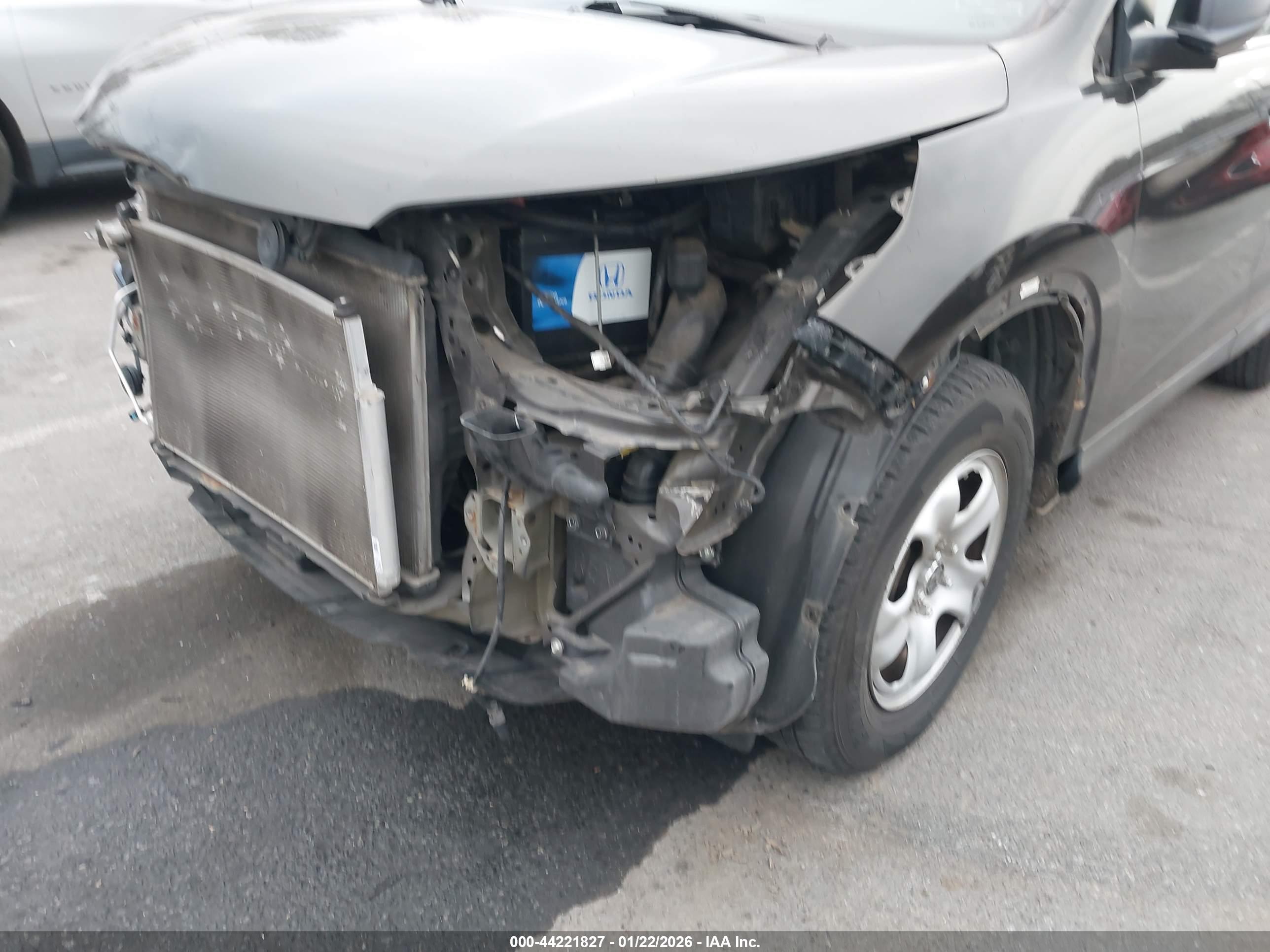 HONDA CR-V image 6
