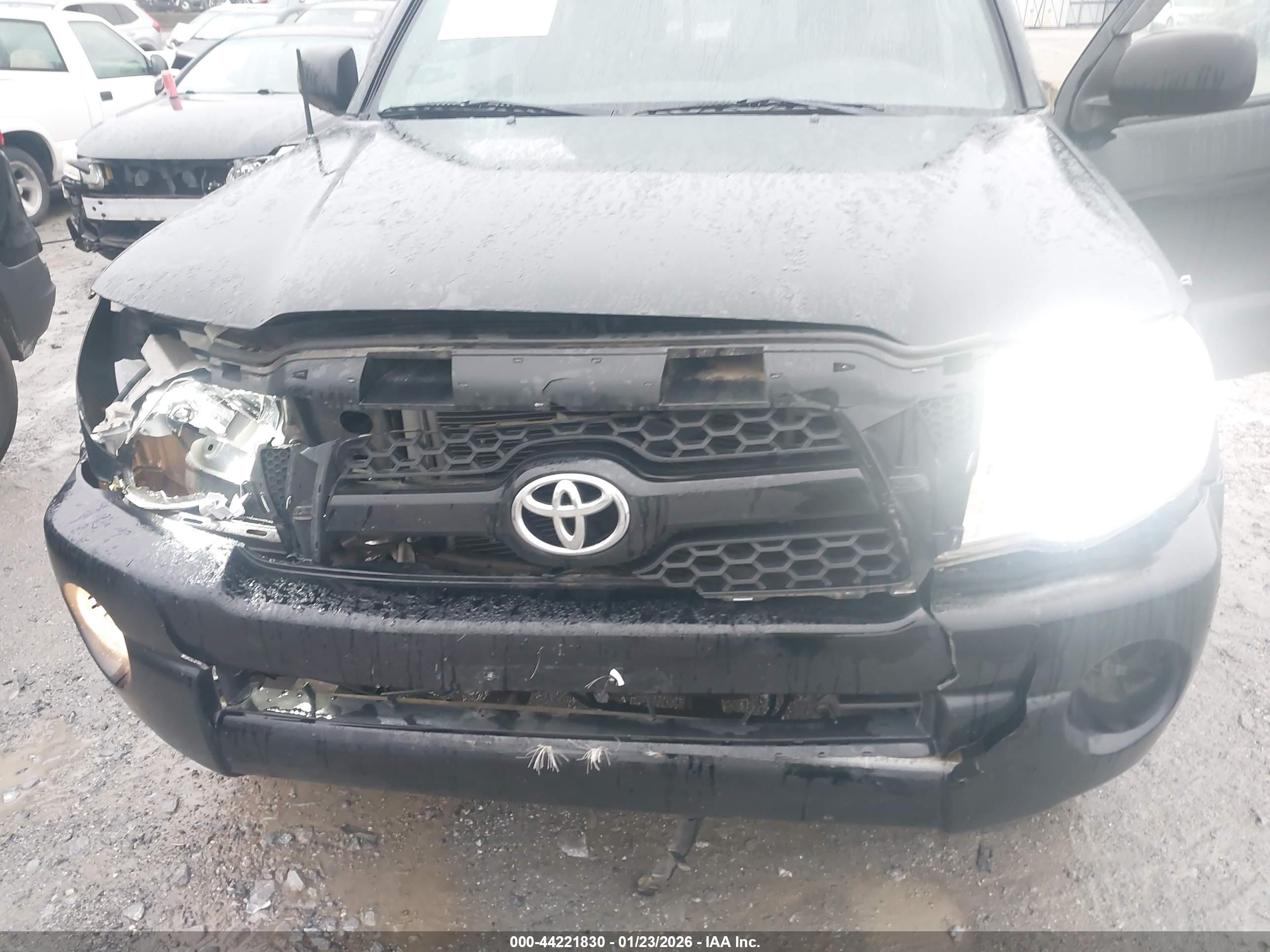 TOYOTA TACOMA image 6