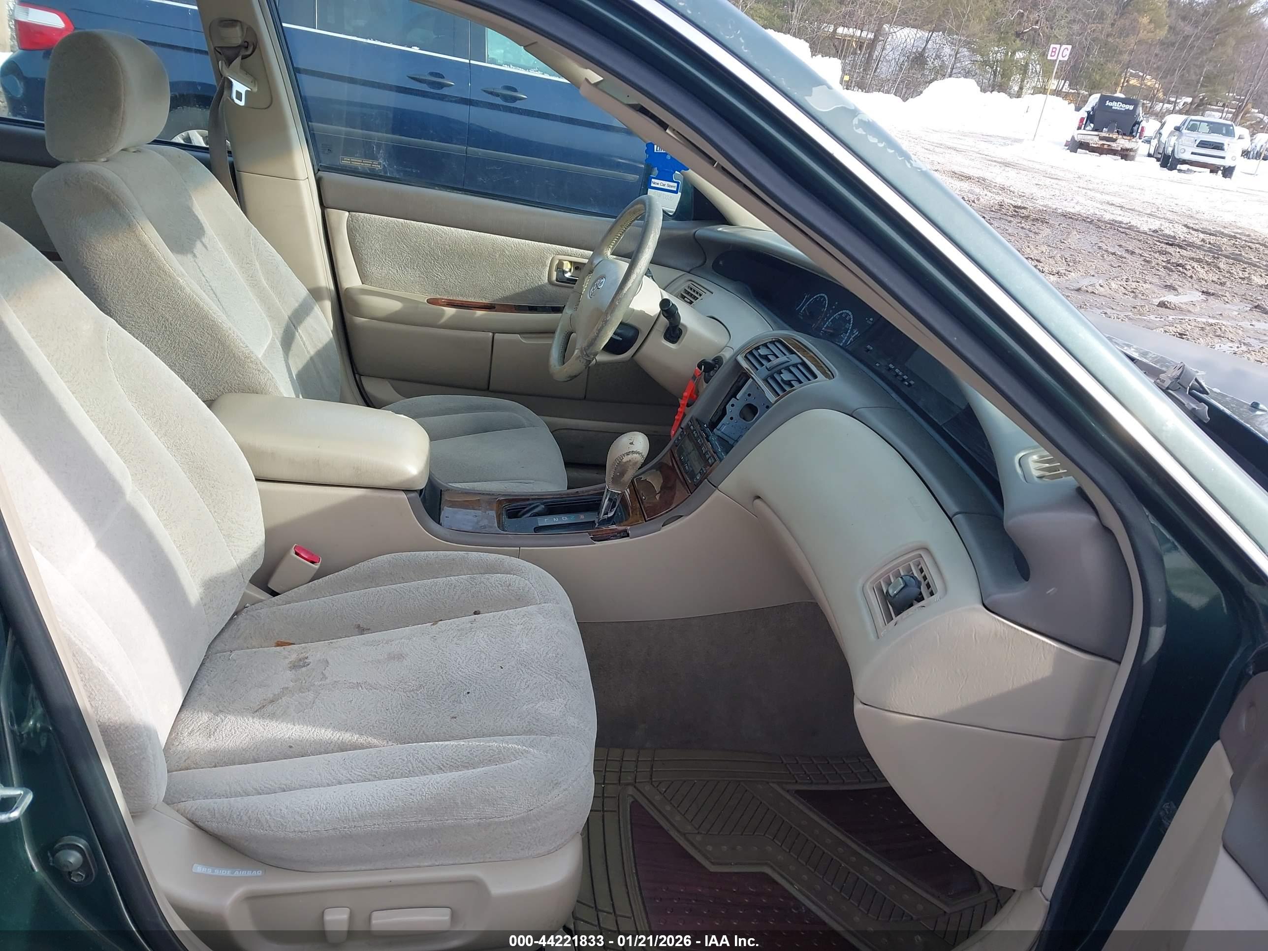 TOYOTA AVALON image 5