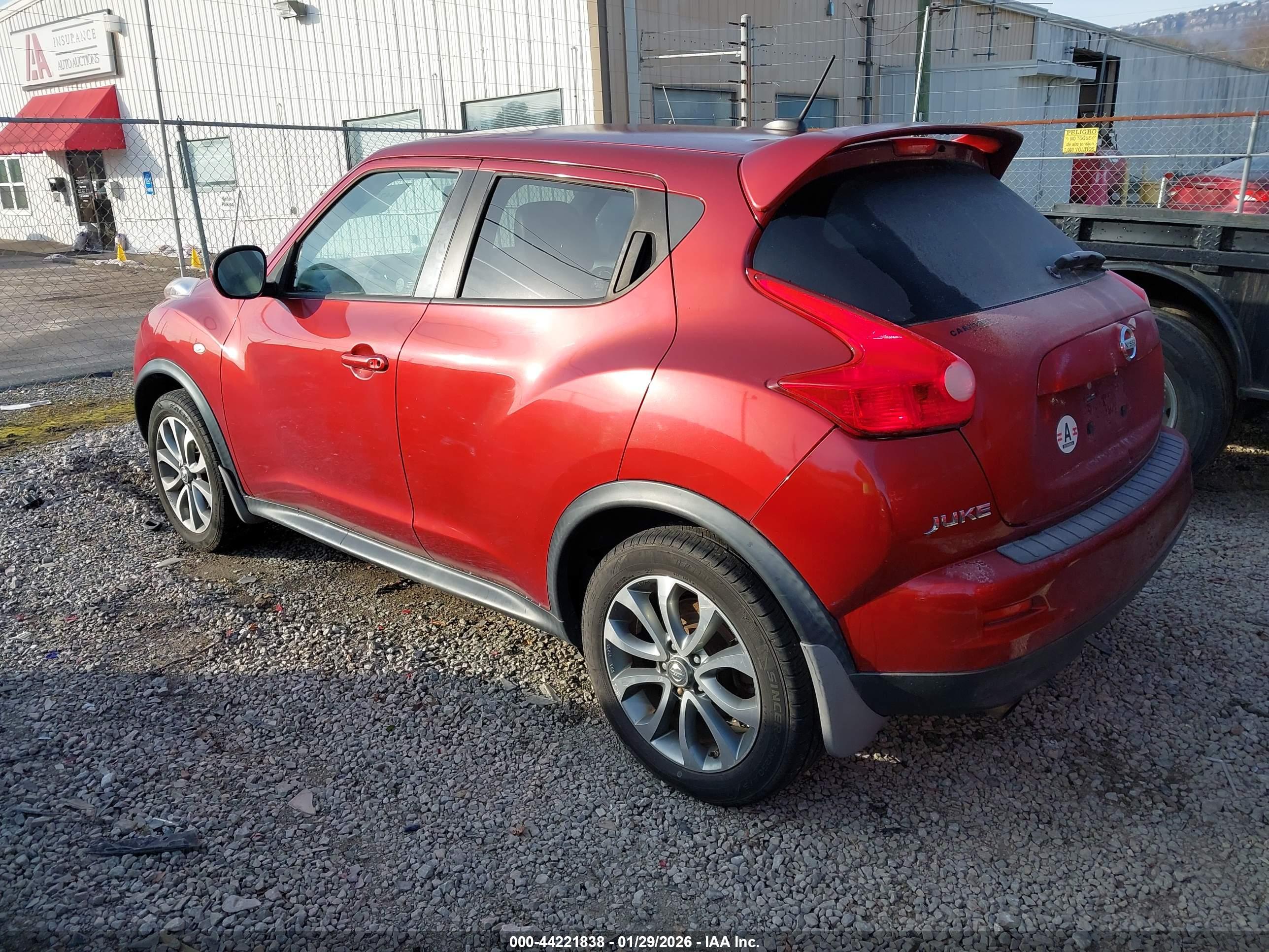 NISSAN JUKE image 3