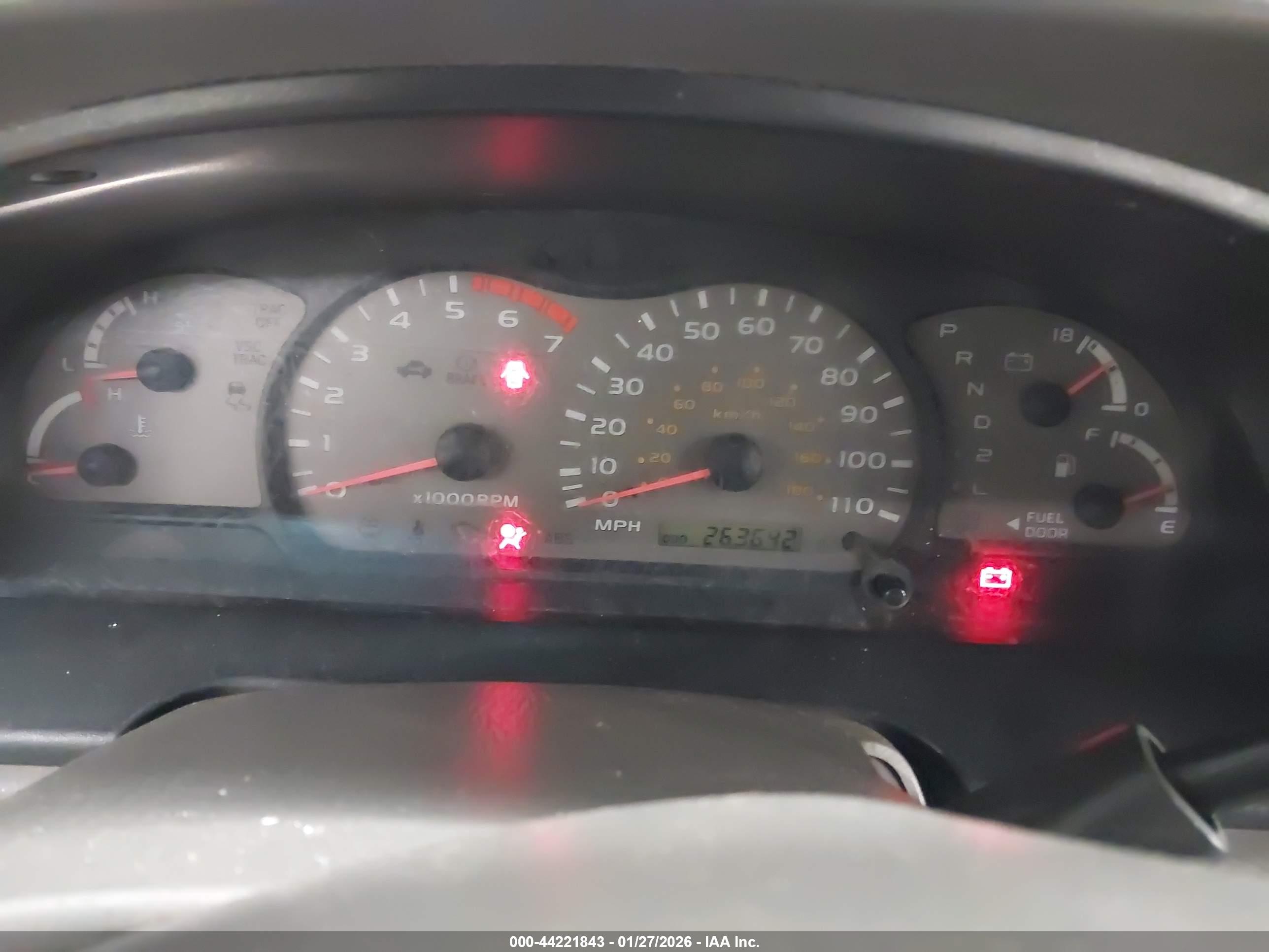 TOYOTA SEQUOIA image 7
