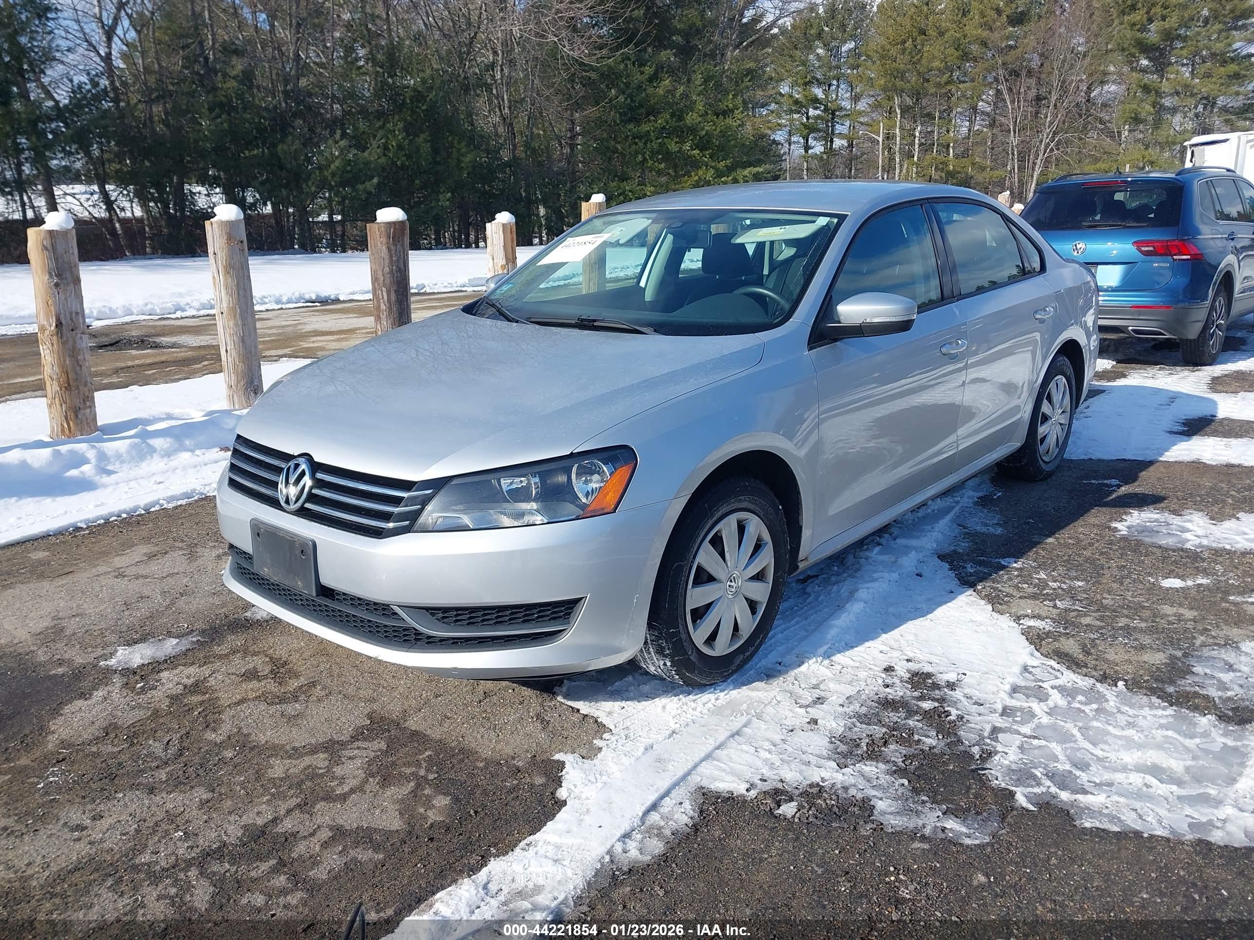 VOLKSWAGEN PASSAT image 2