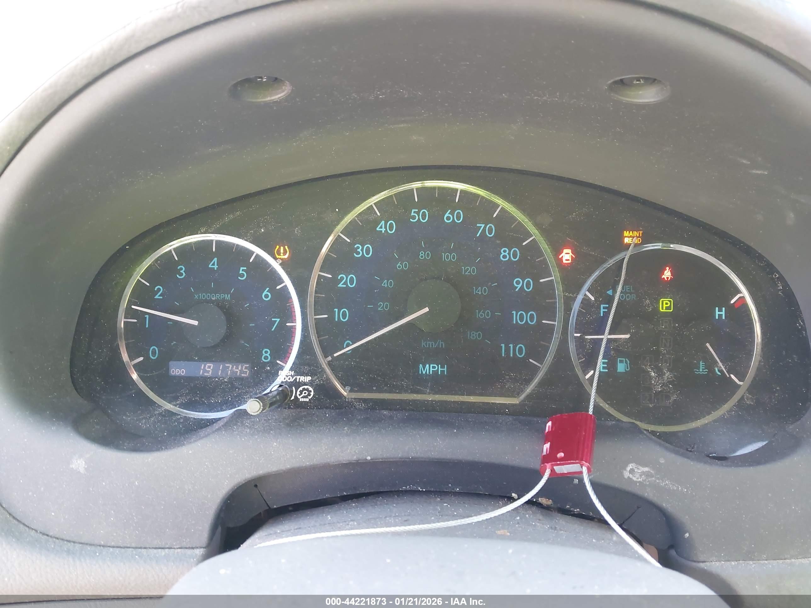 TOYOTA SIENNA image 7