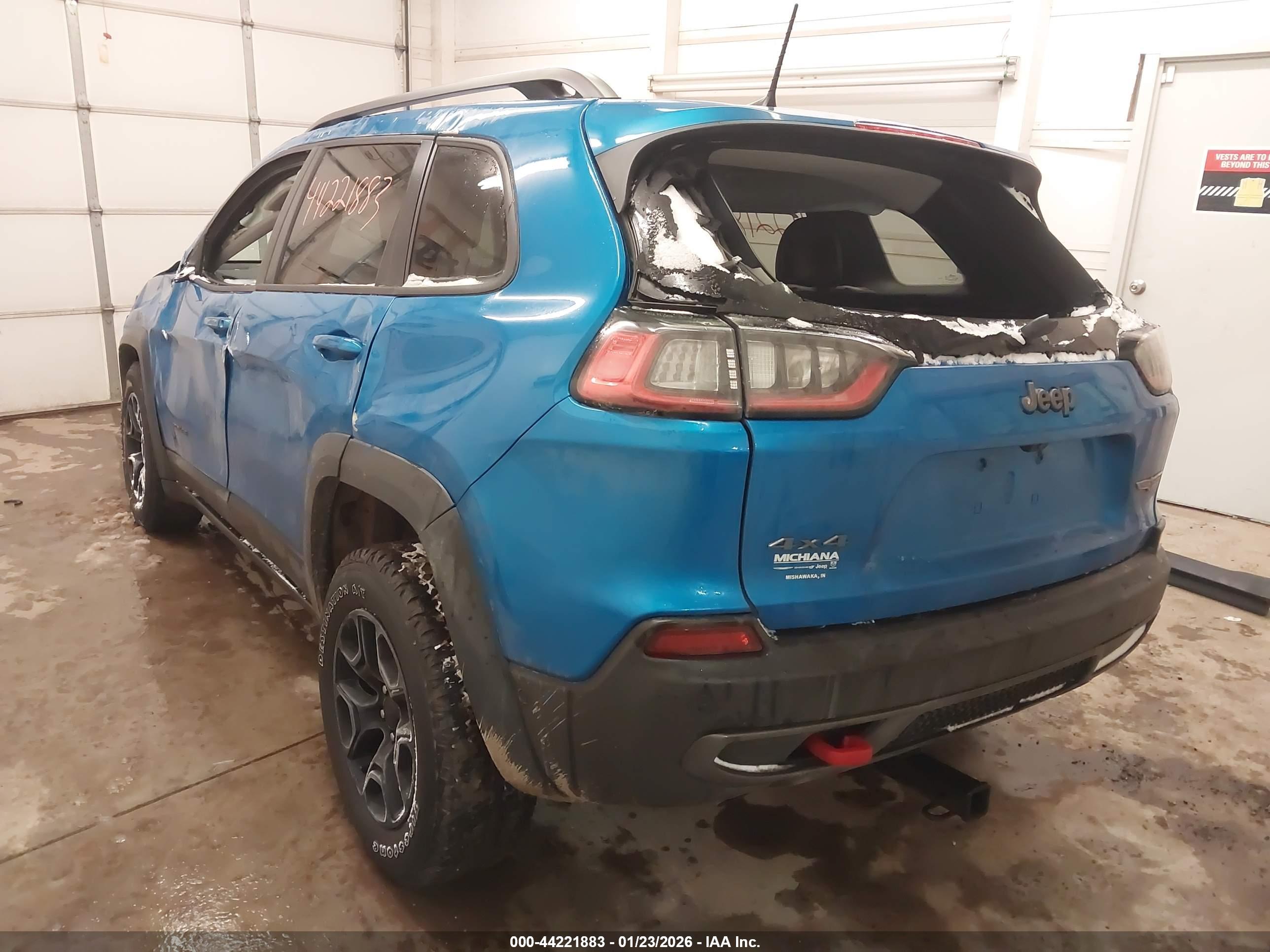 JEEP CHEROKEE image 3