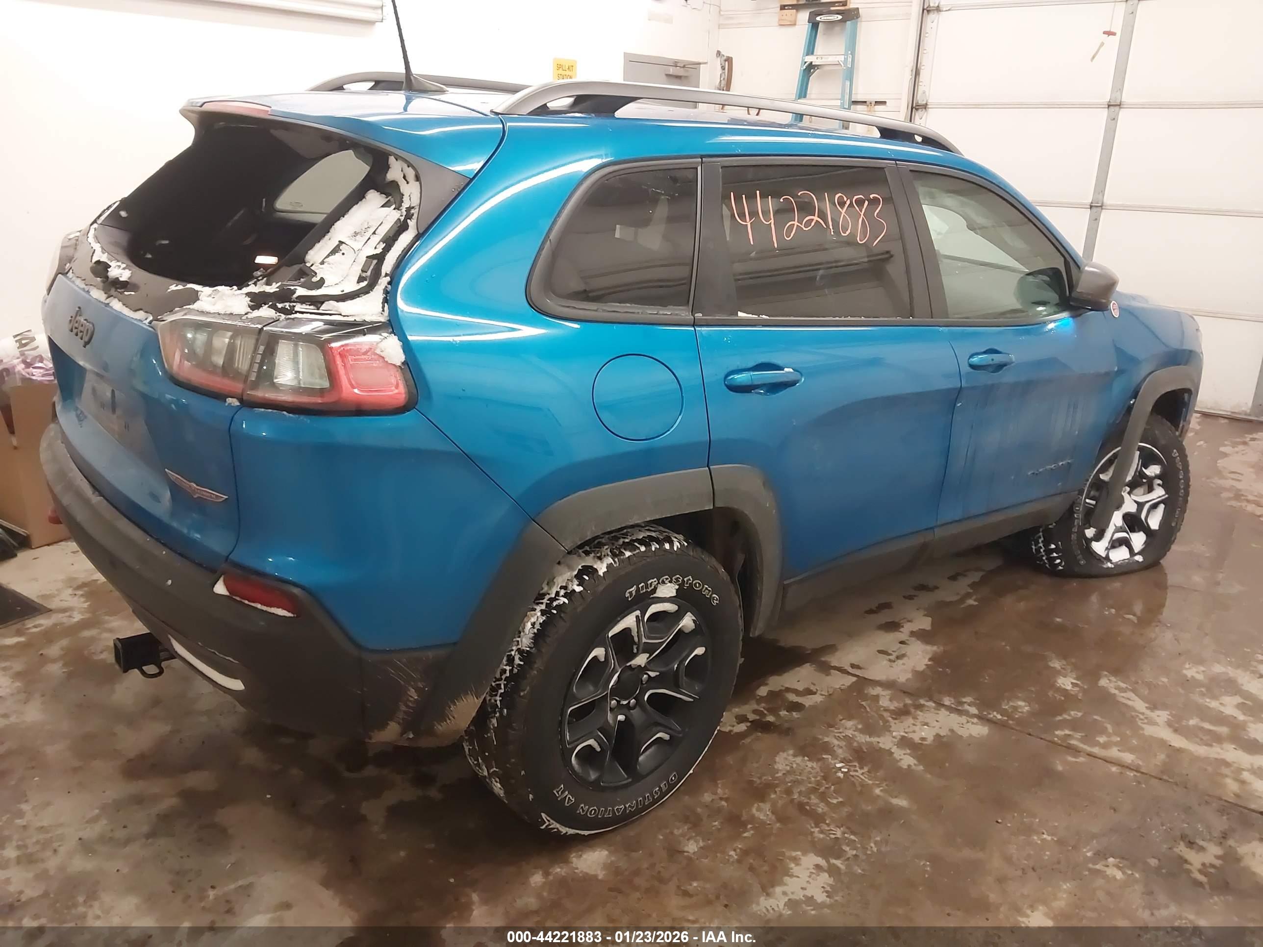 JEEP CHEROKEE image 4
