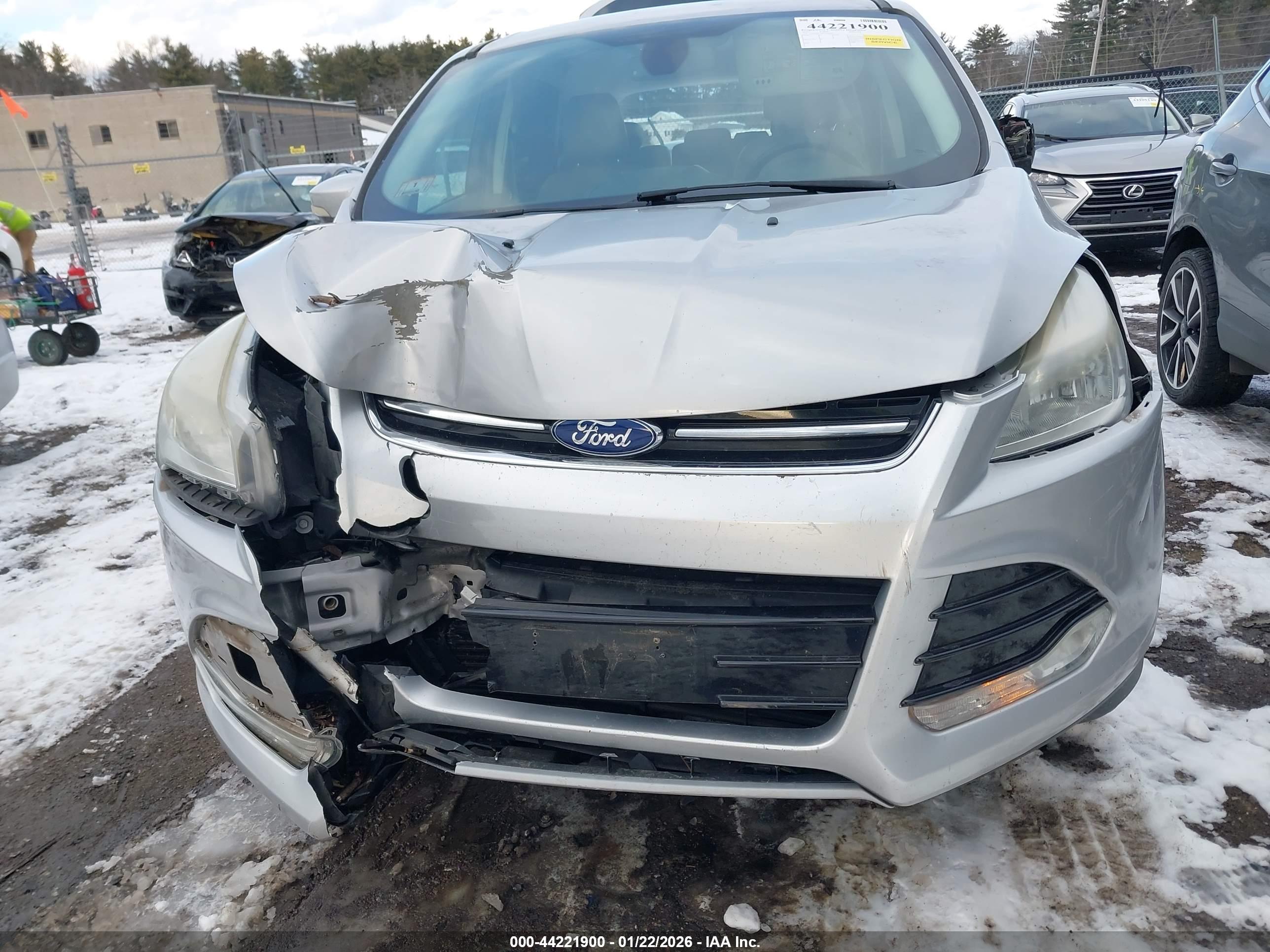 FORD ESCAPE image 6