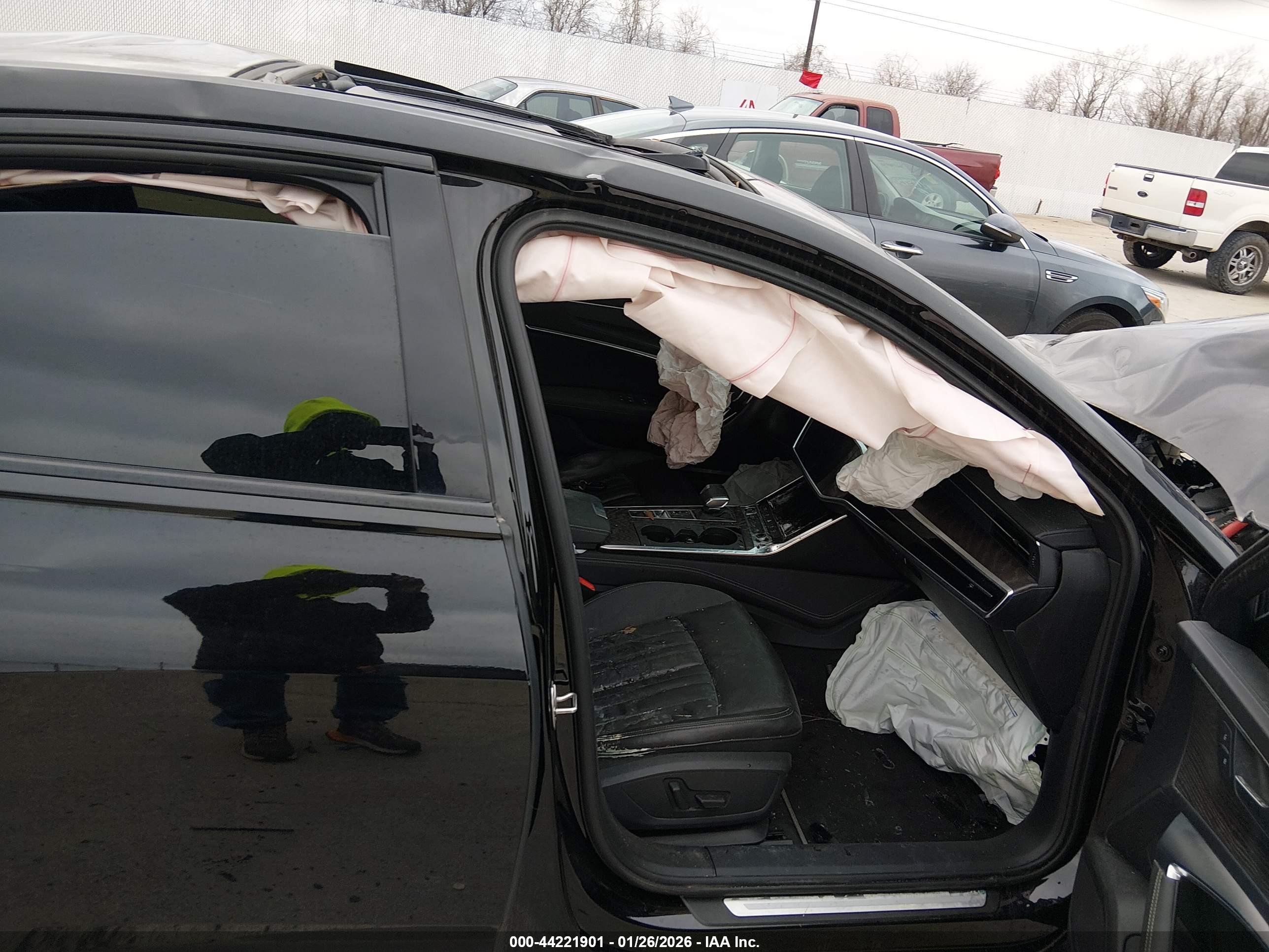 AUDI A6 image 5