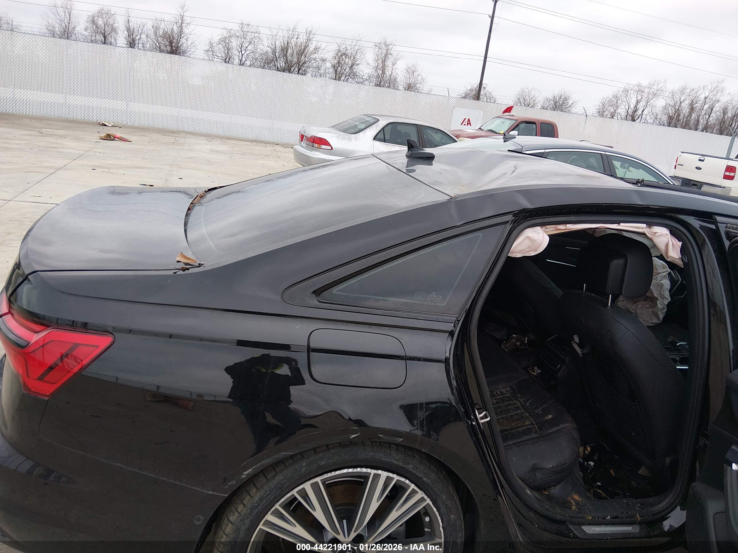 AUDI A6 image 8