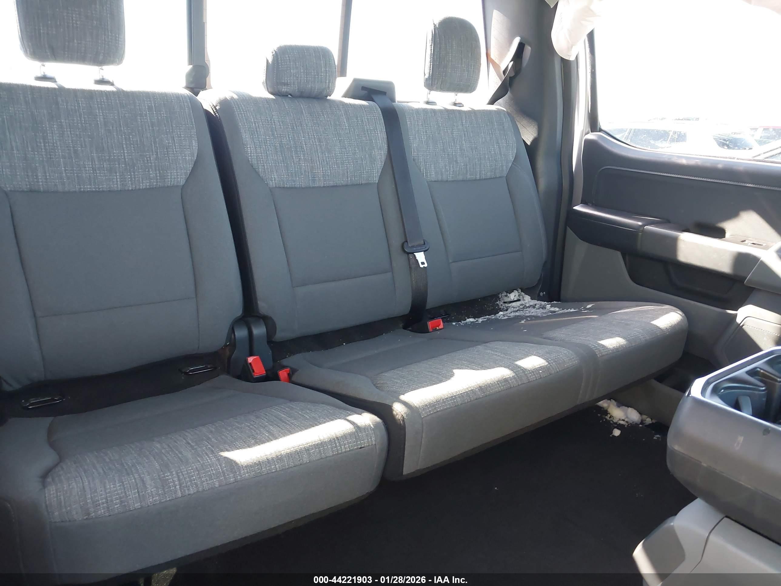 FORD F-150 image 8