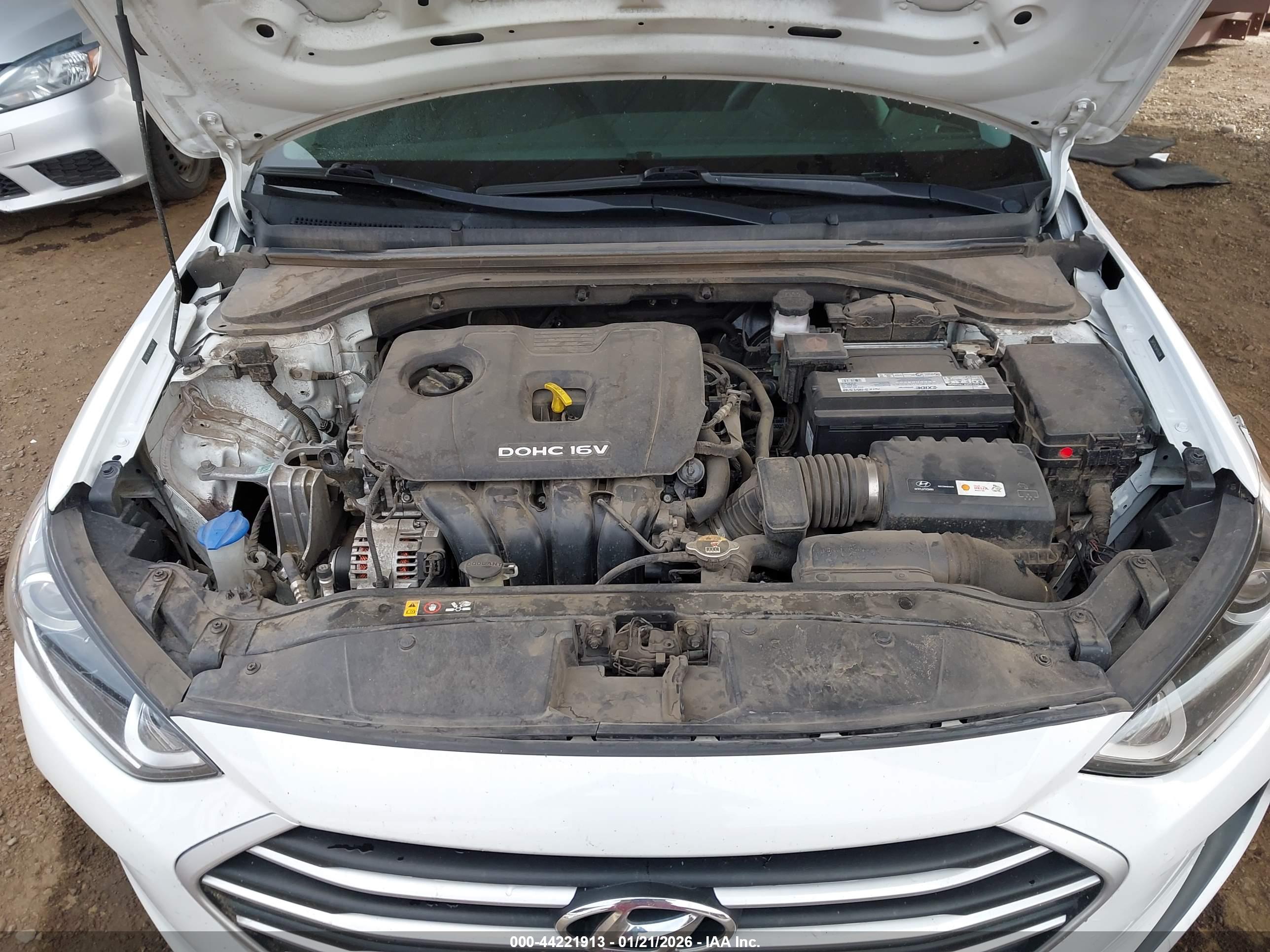 HYUNDAI ELANTRA image 10