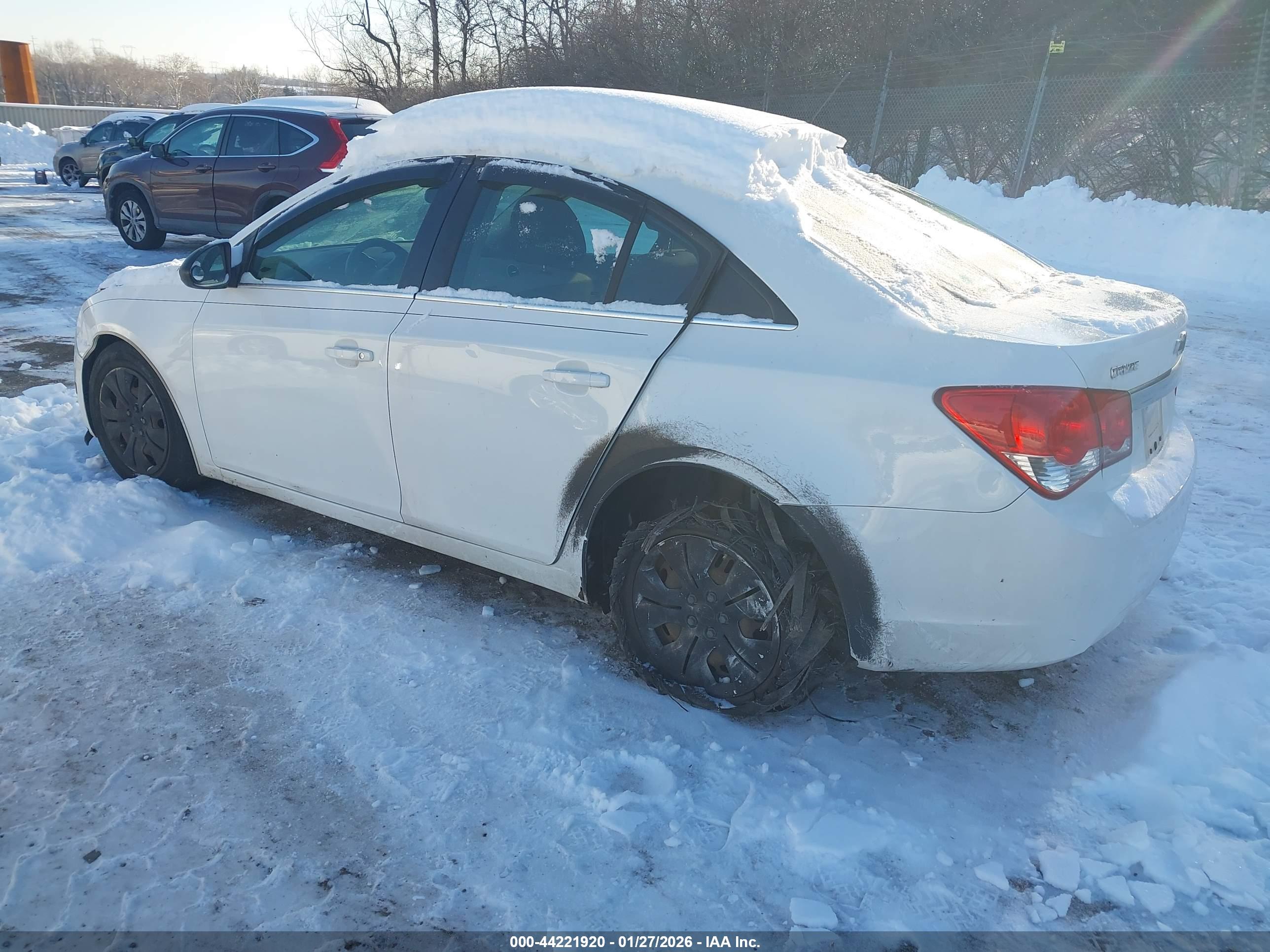CHEVROLET CRUZE image 3