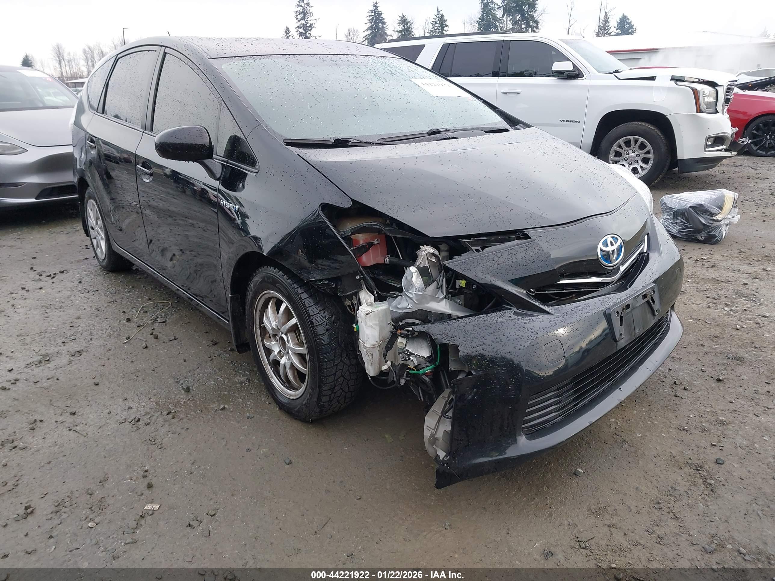 TOYOTA PRIUS image 6