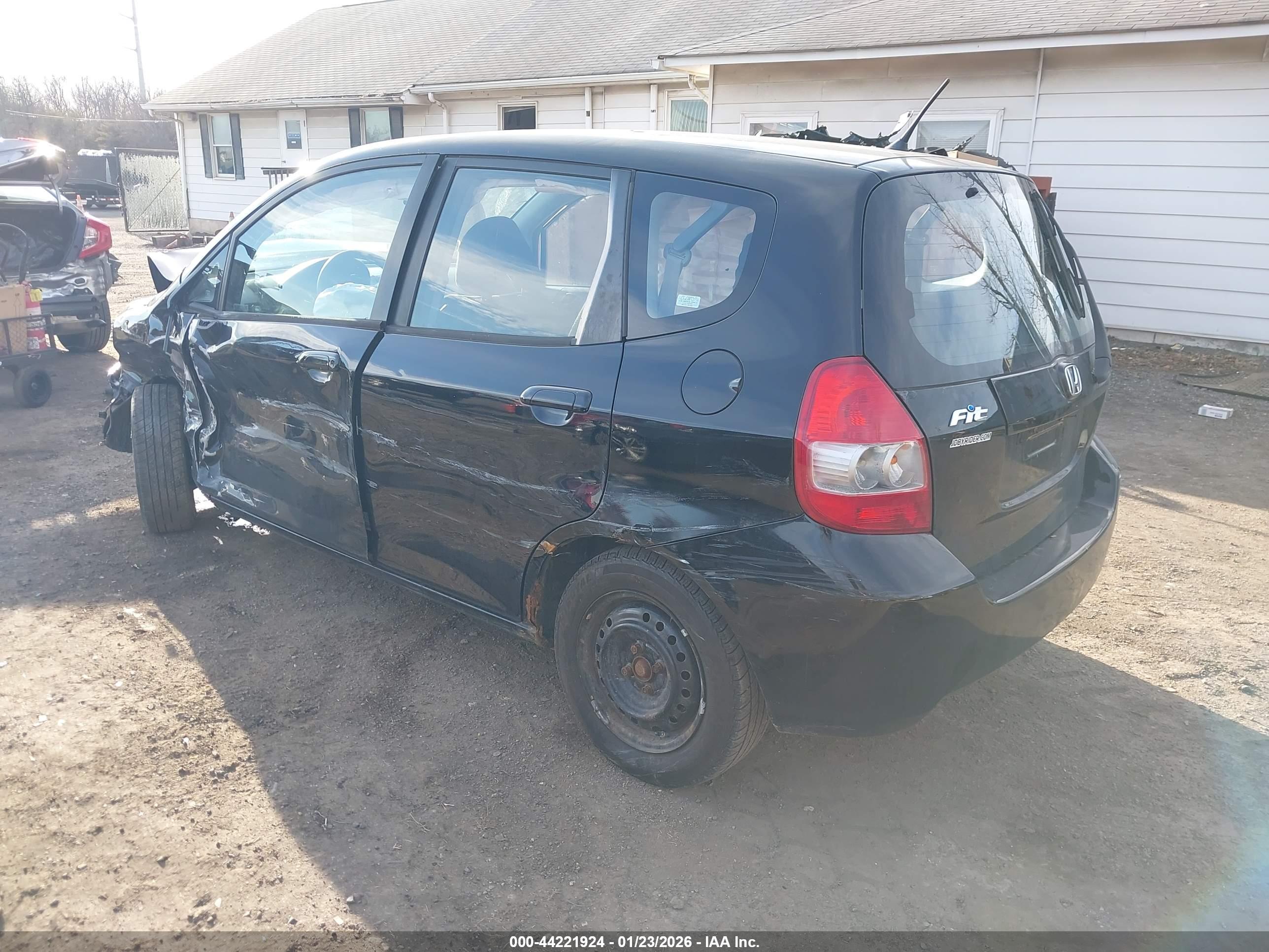 HONDA FIT image 3