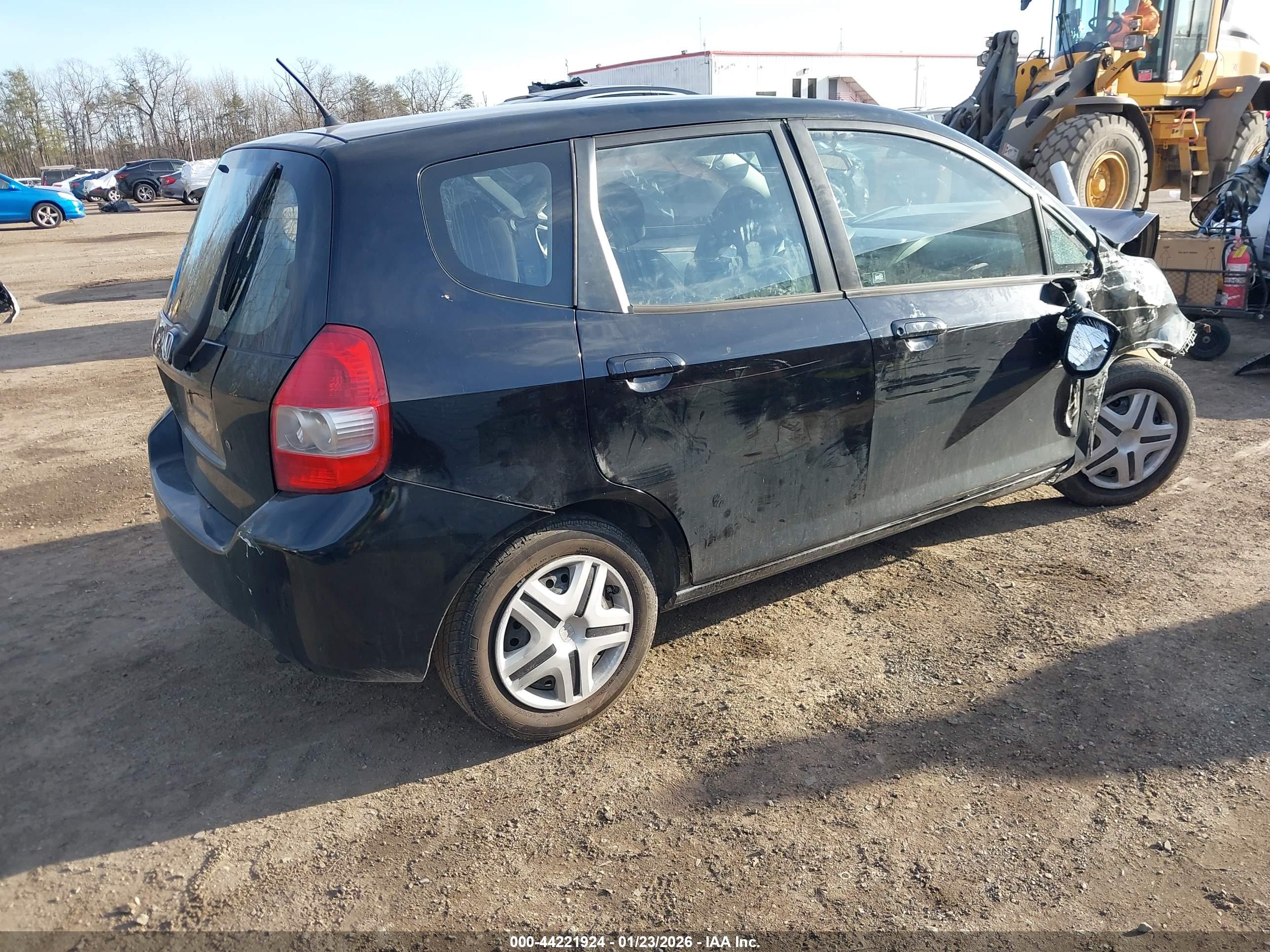 HONDA FIT image 4