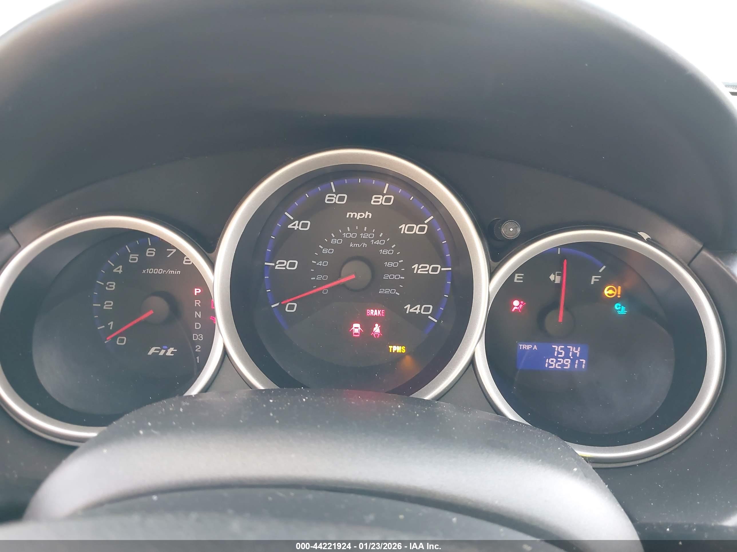 HONDA FIT image 7