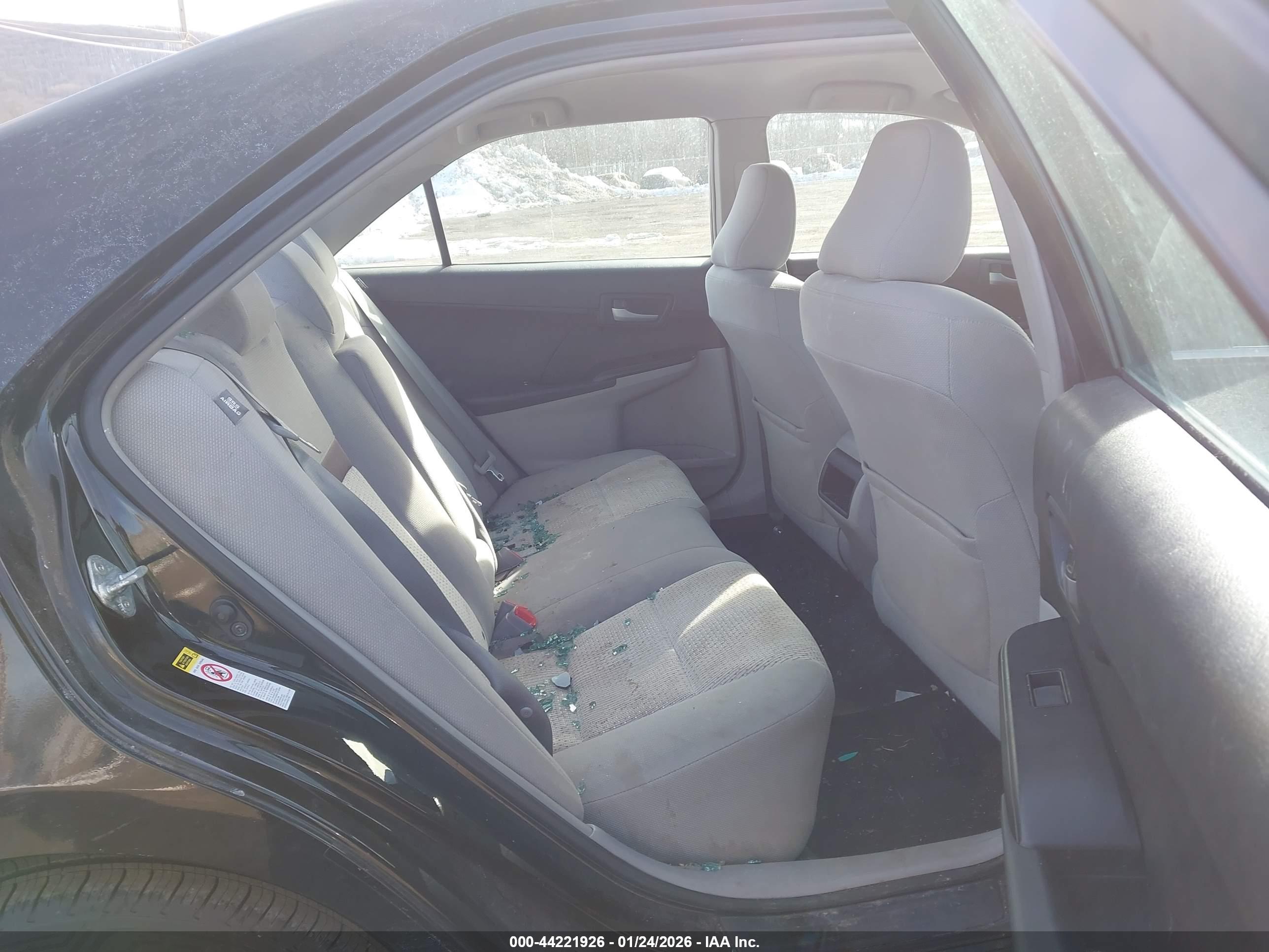 TOYOTA CAMRY image 8