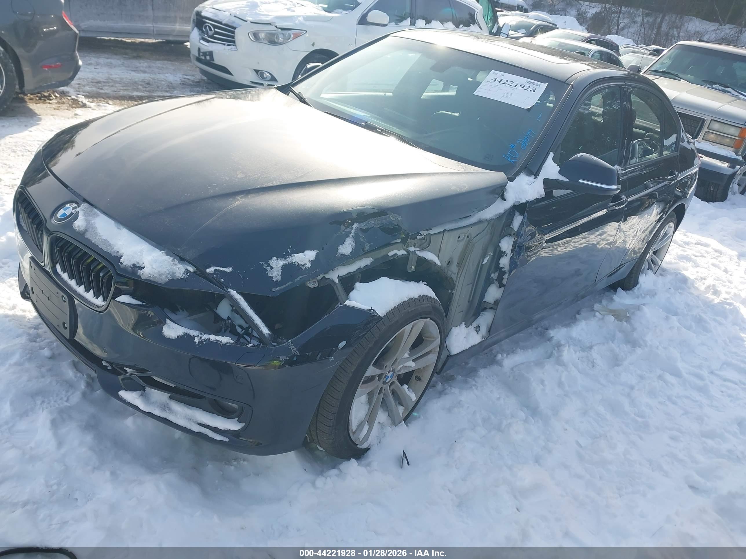 BMW 335I image 2