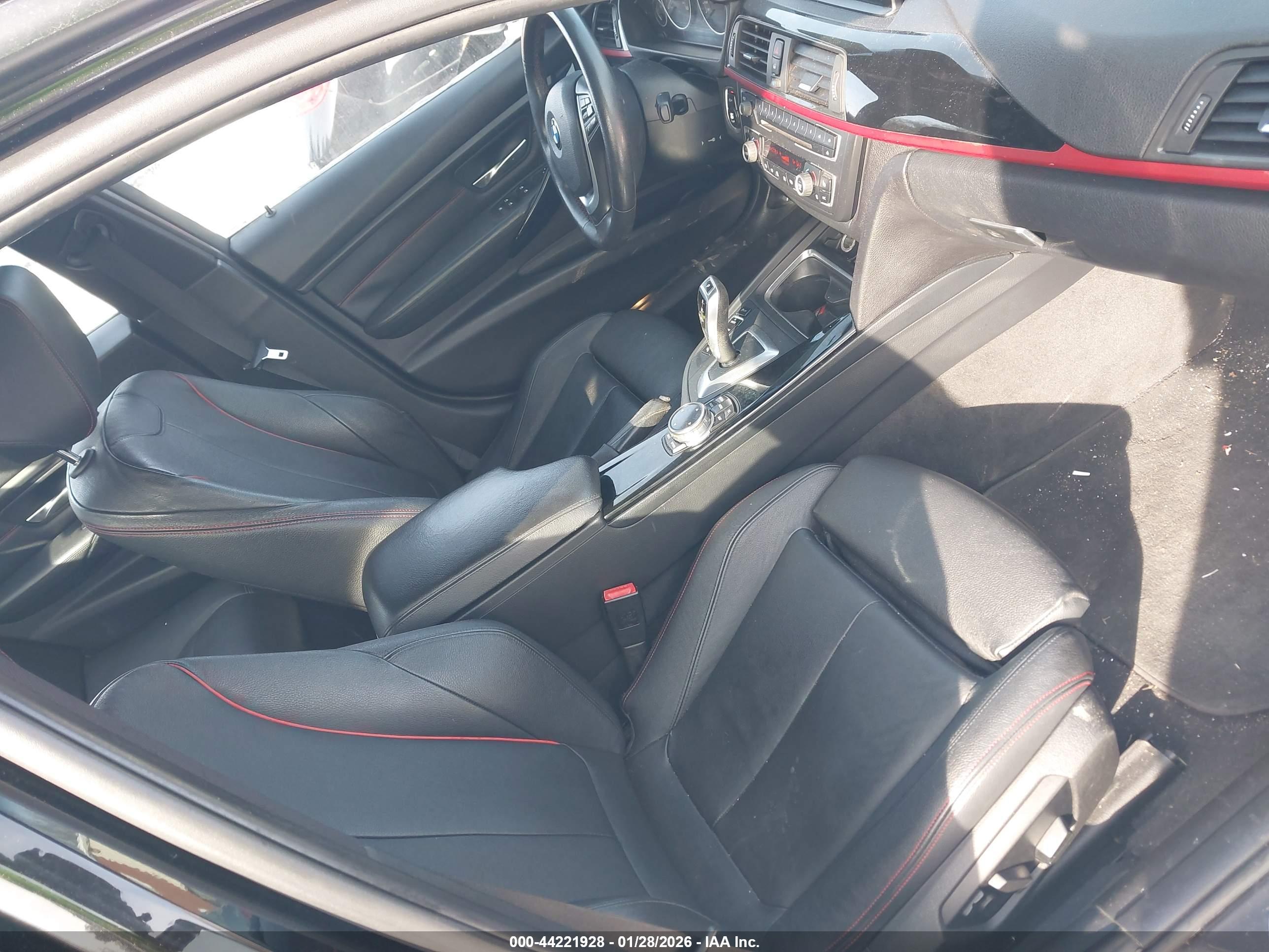 BMW 335I image 5