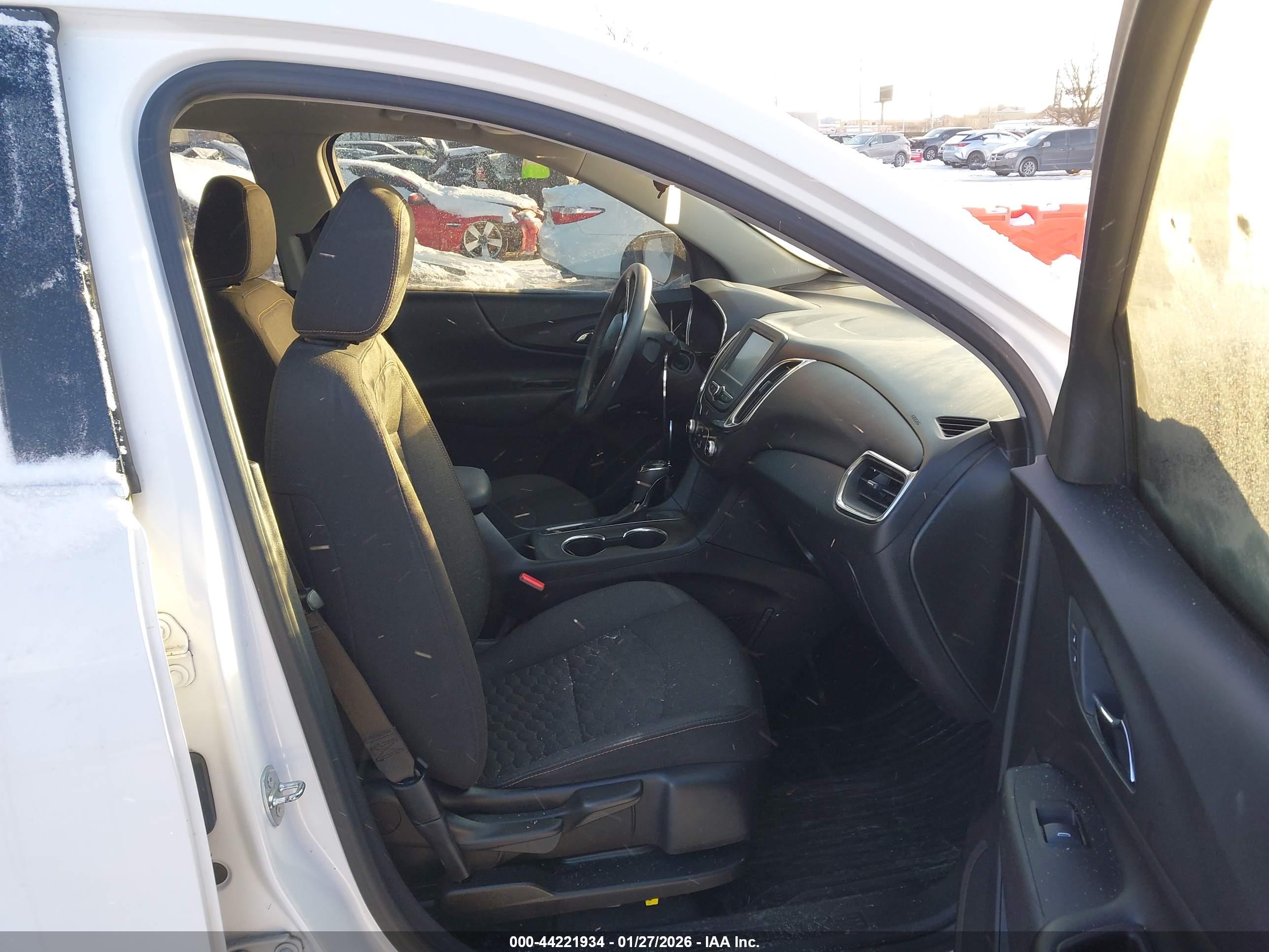 CHEVROLET EQUINOX image 5