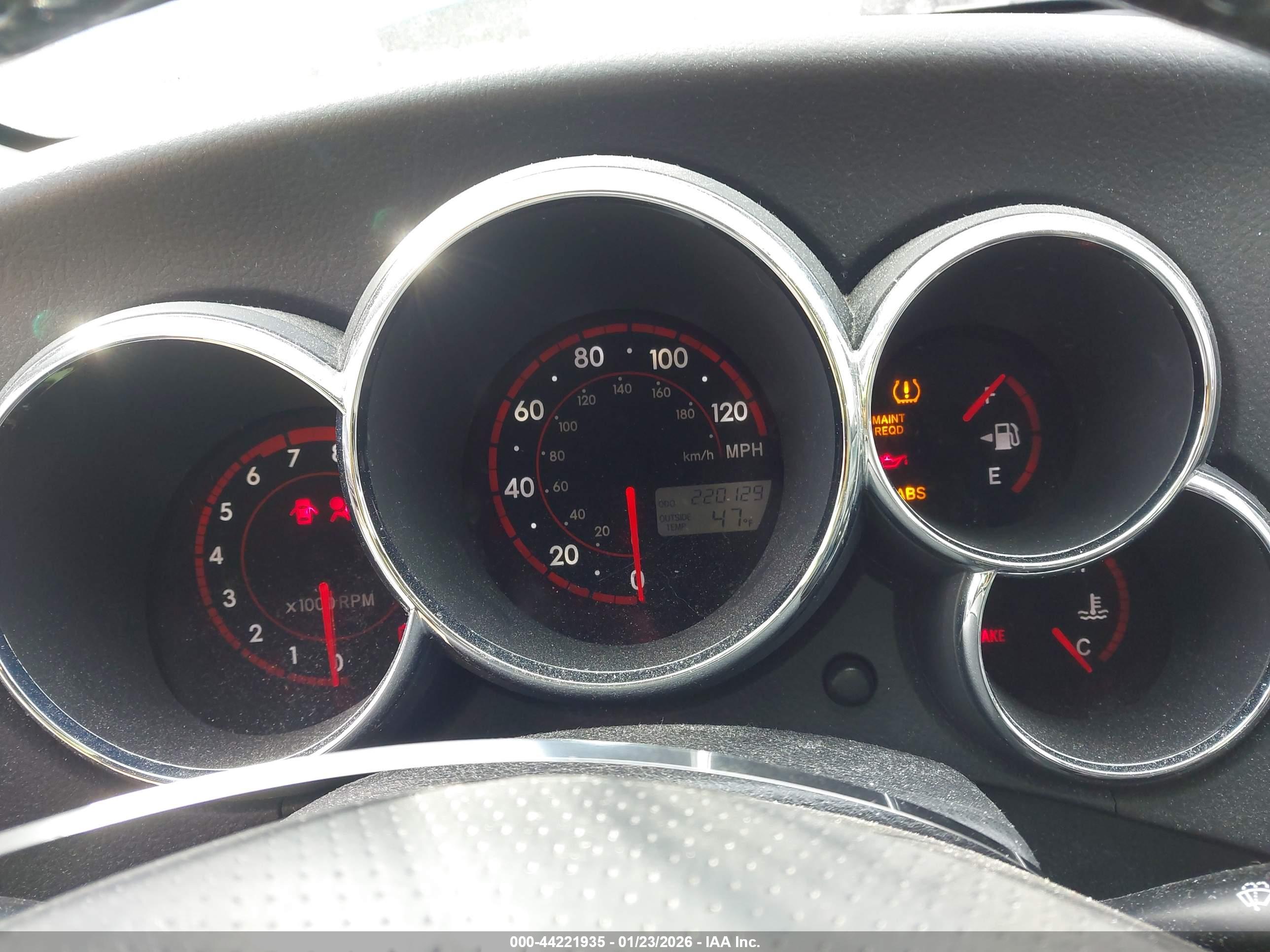 TOYOTA MATRIX image 7