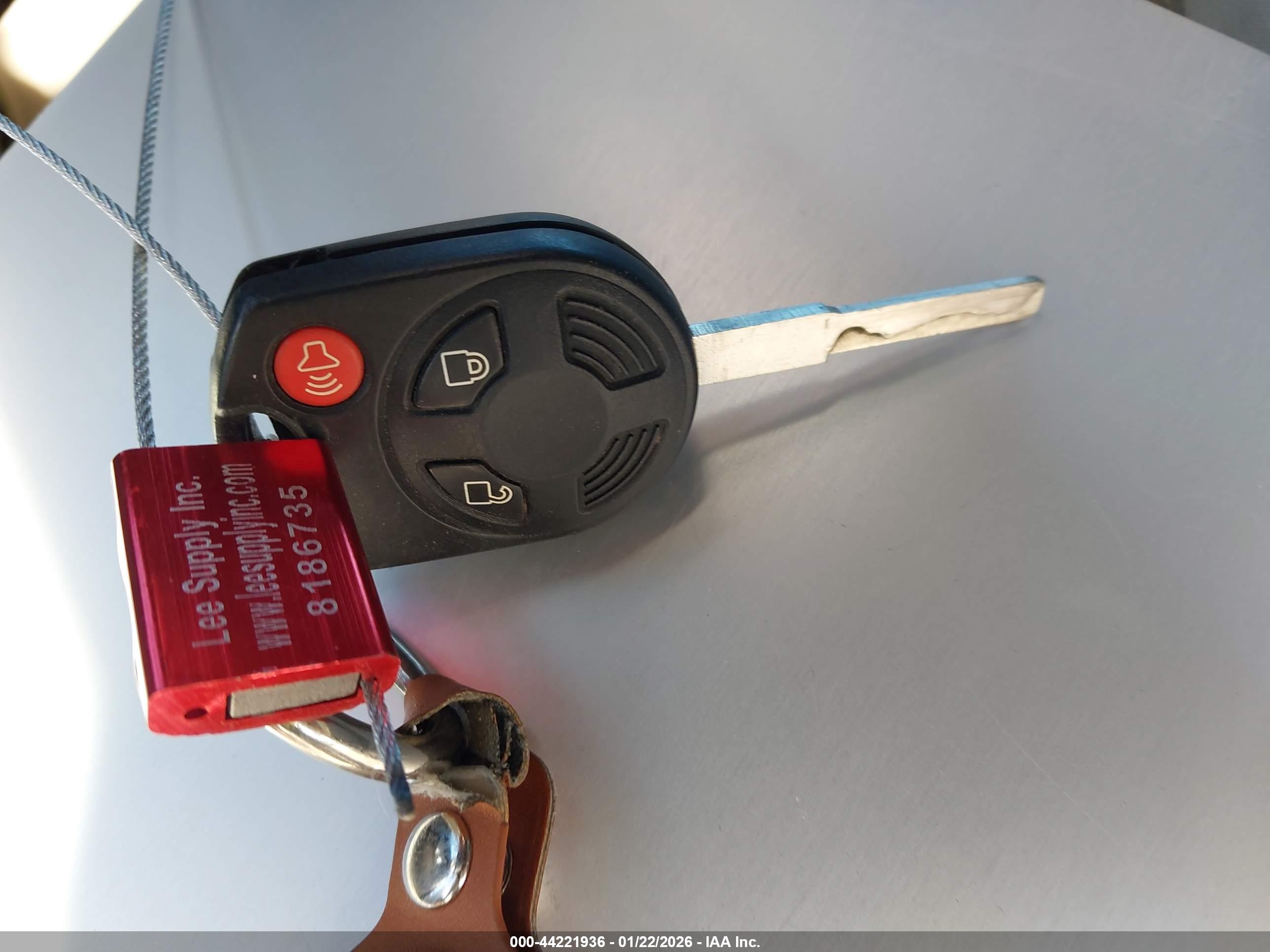 FORD ESCAPE image 11