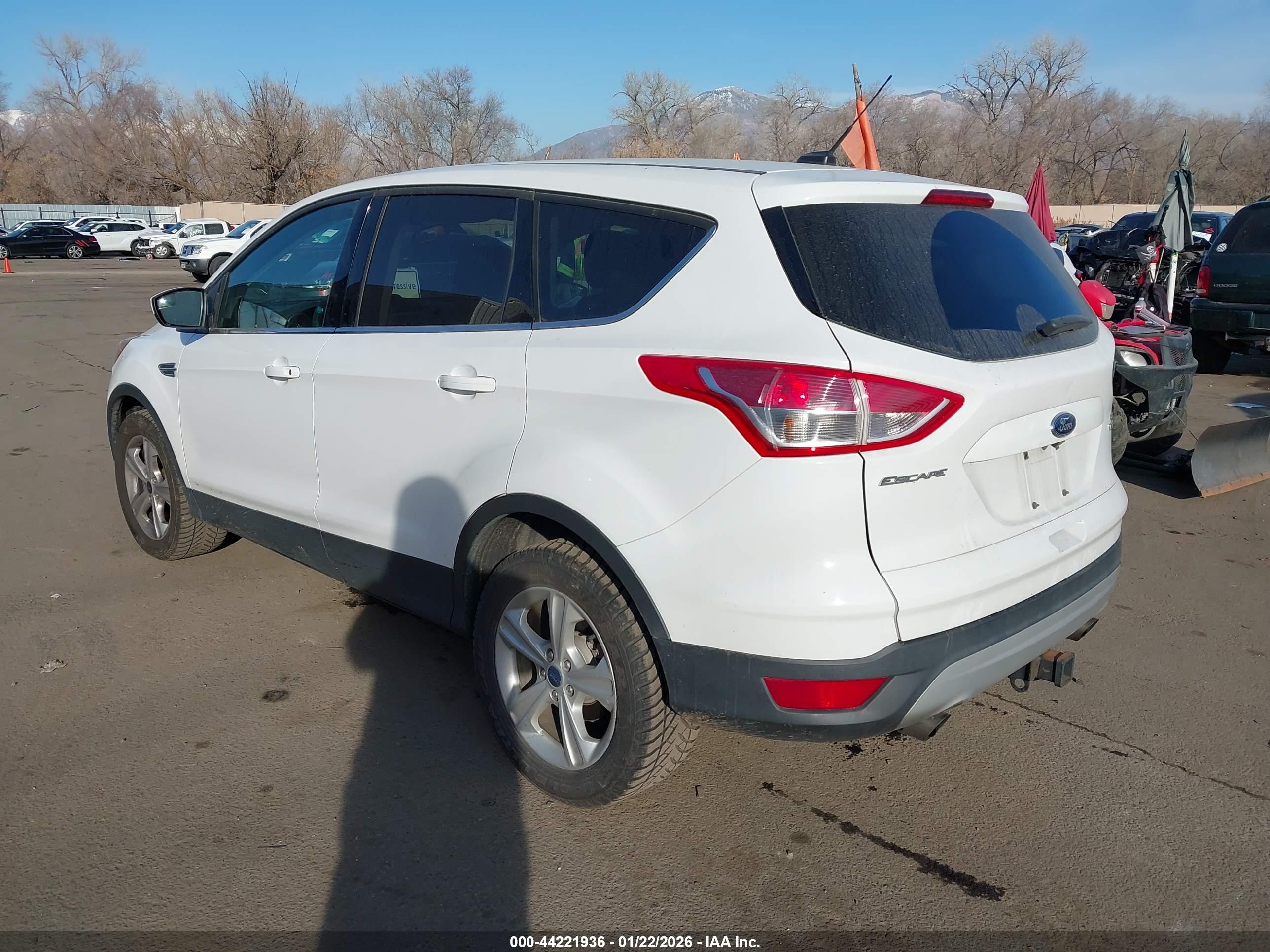 FORD ESCAPE image 3