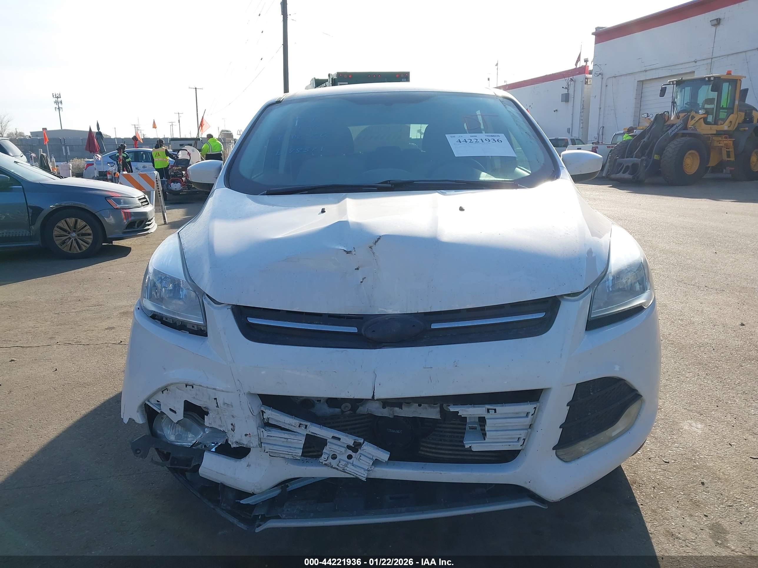 FORD ESCAPE image 6