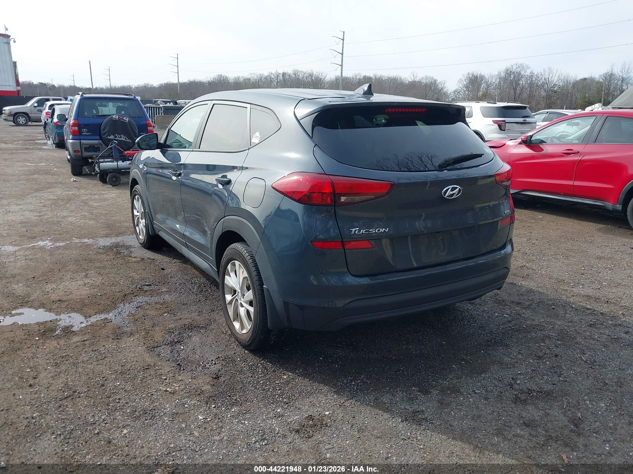 HYUNDAI TUCSON image 6