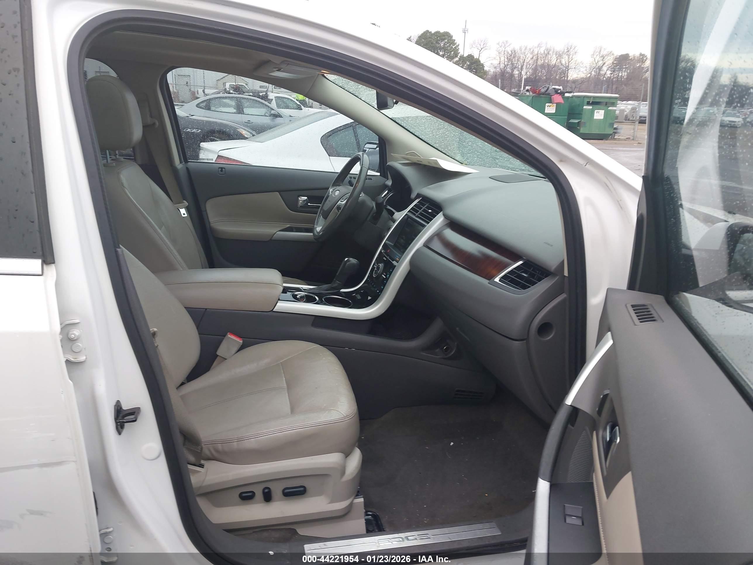 FORD EDGE image 5