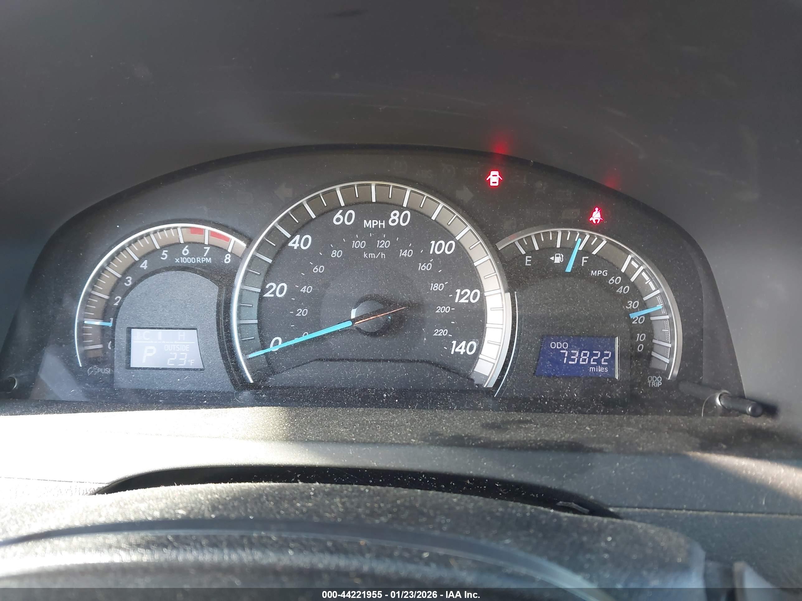 TOYOTA CAMRY image 7