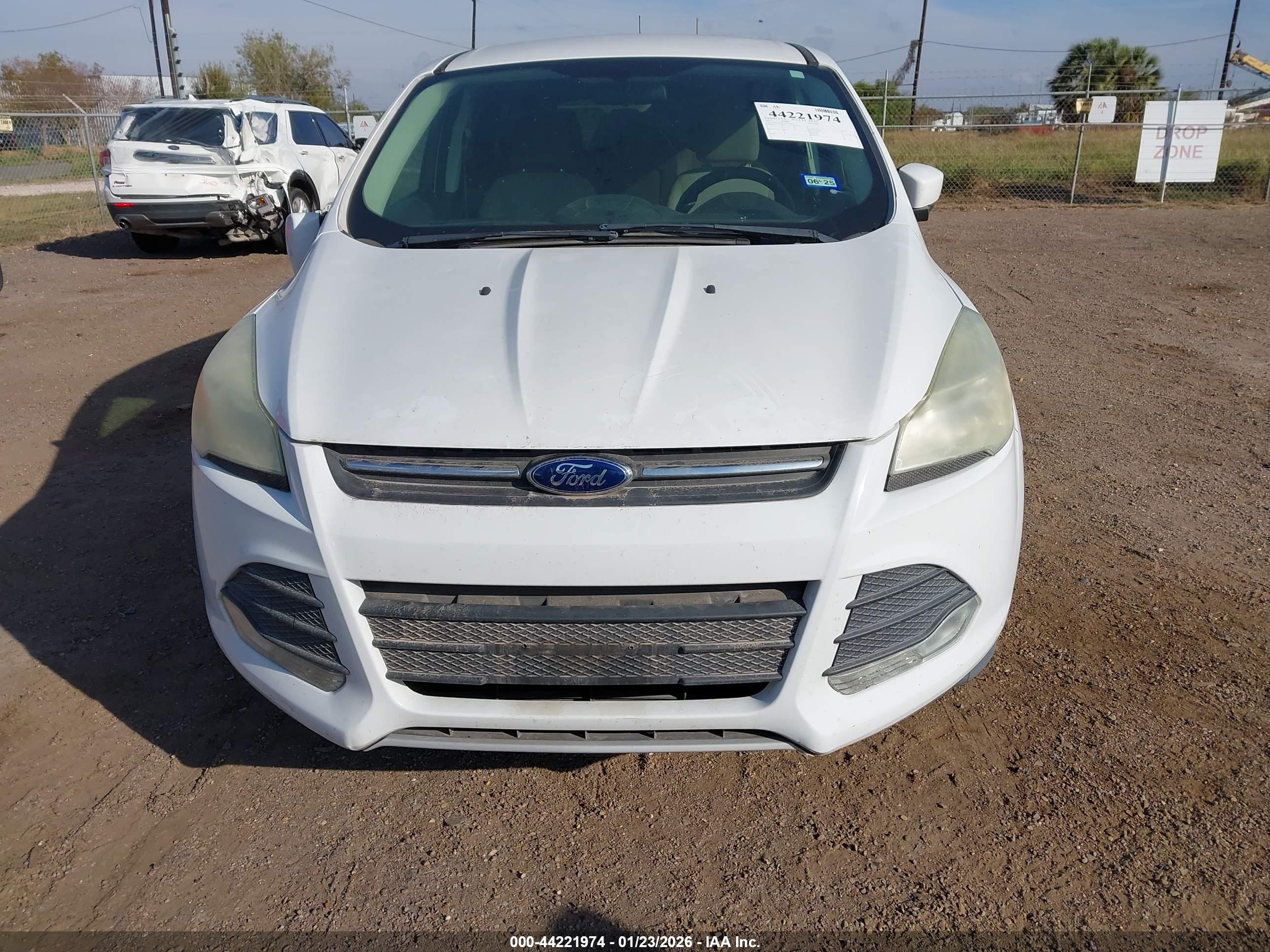 FORD ESCAPE image 6