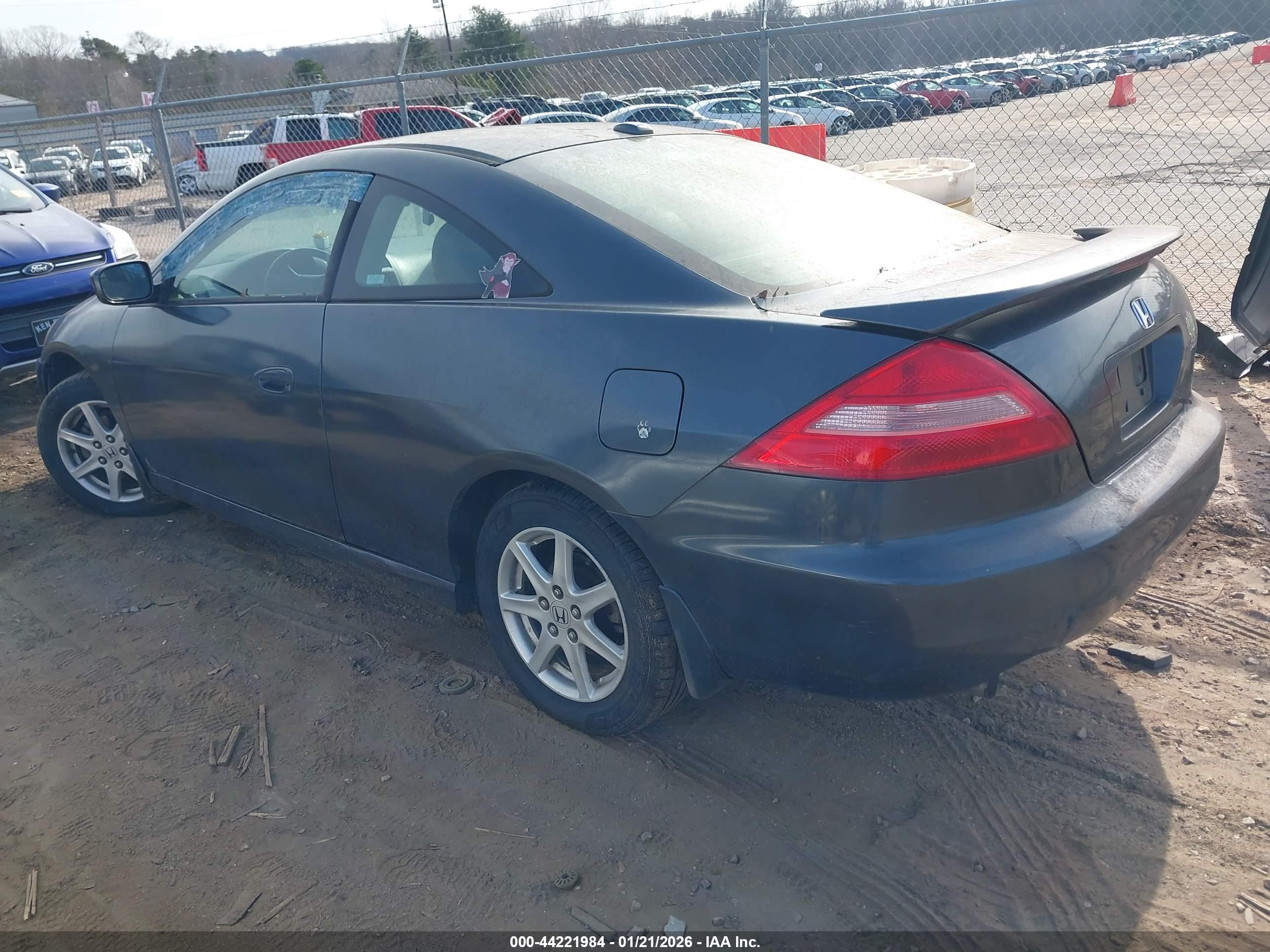 HONDA ACCORD image 3