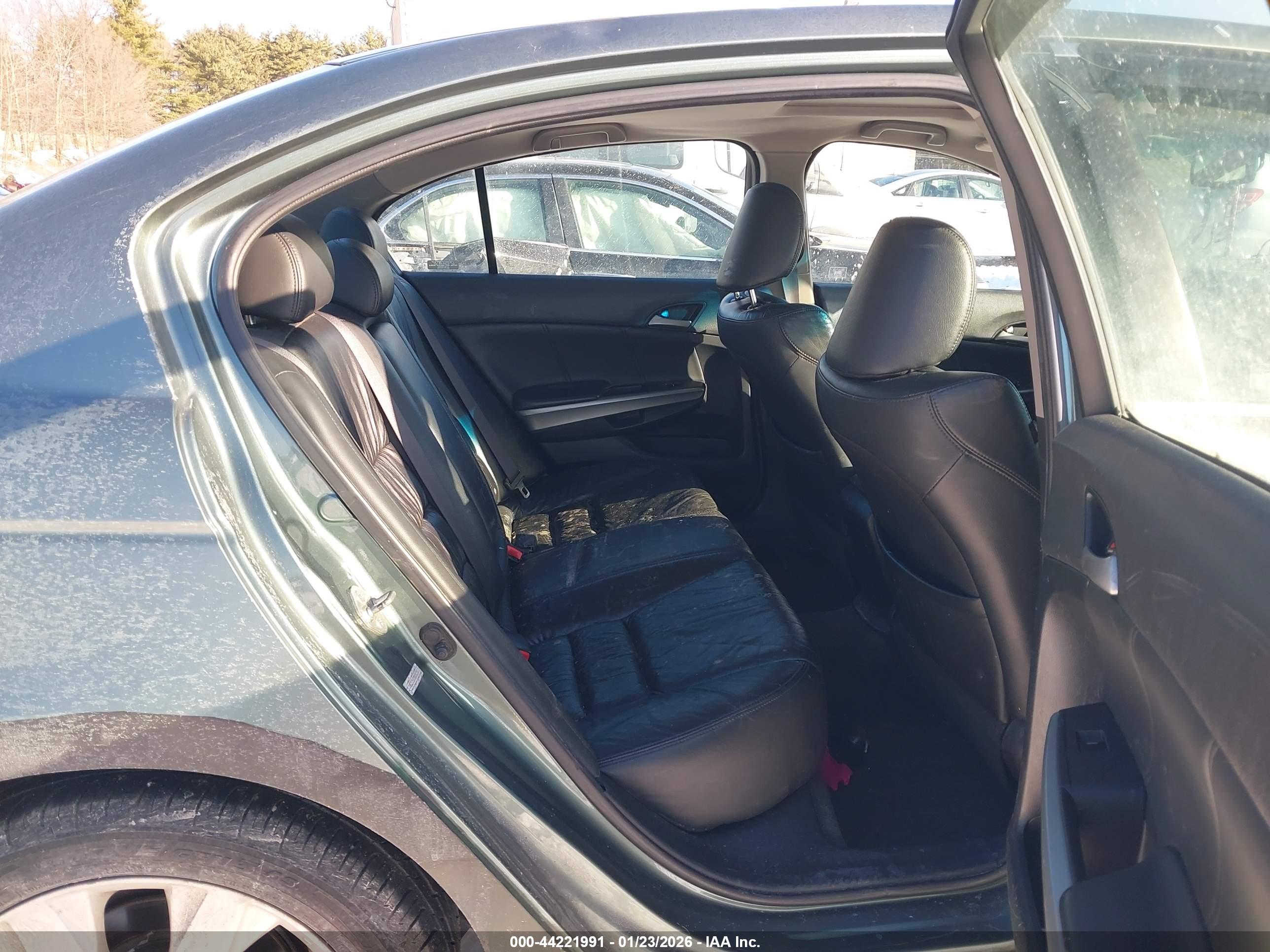 HONDA ACCORD image 8