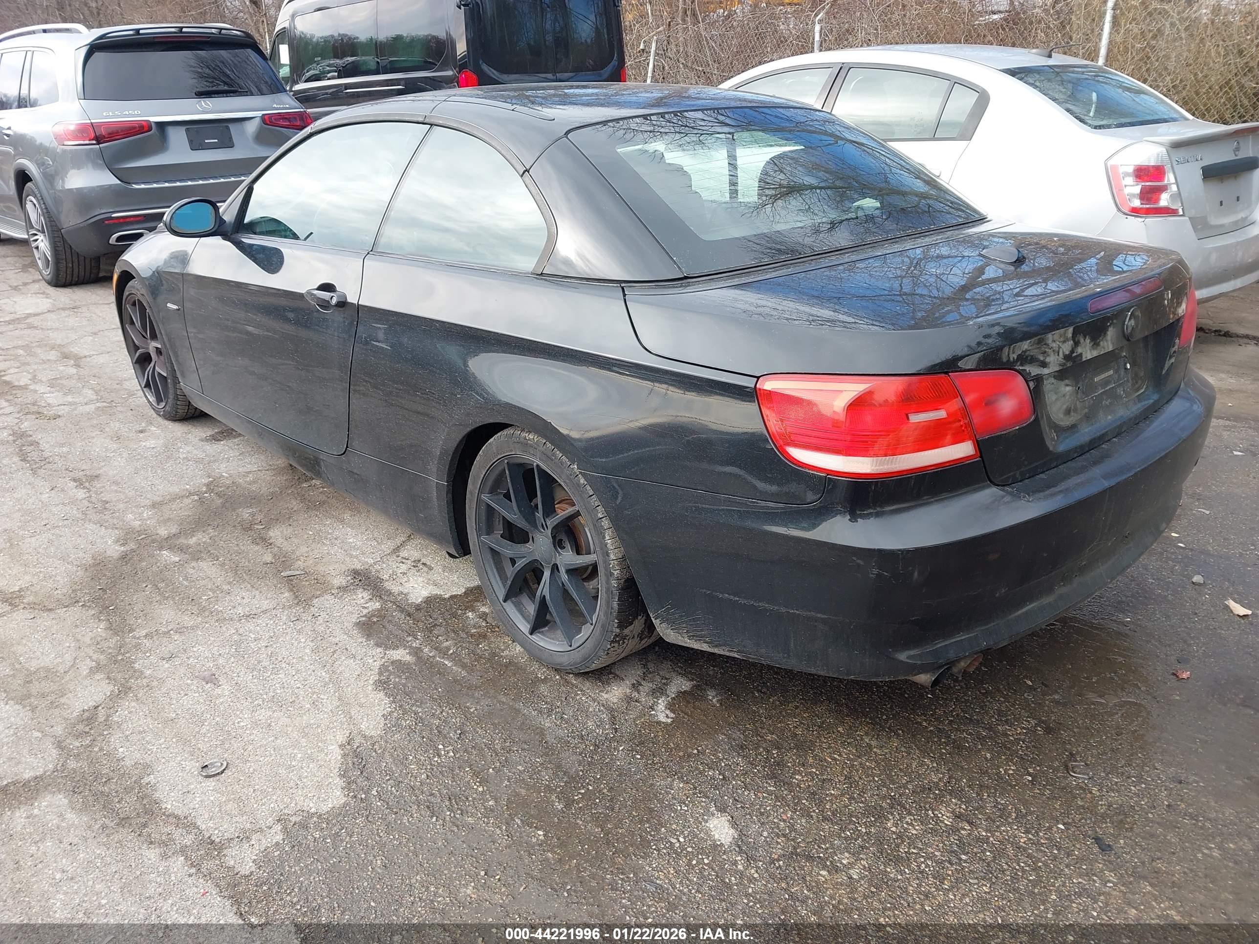 BMW 328I image 3
