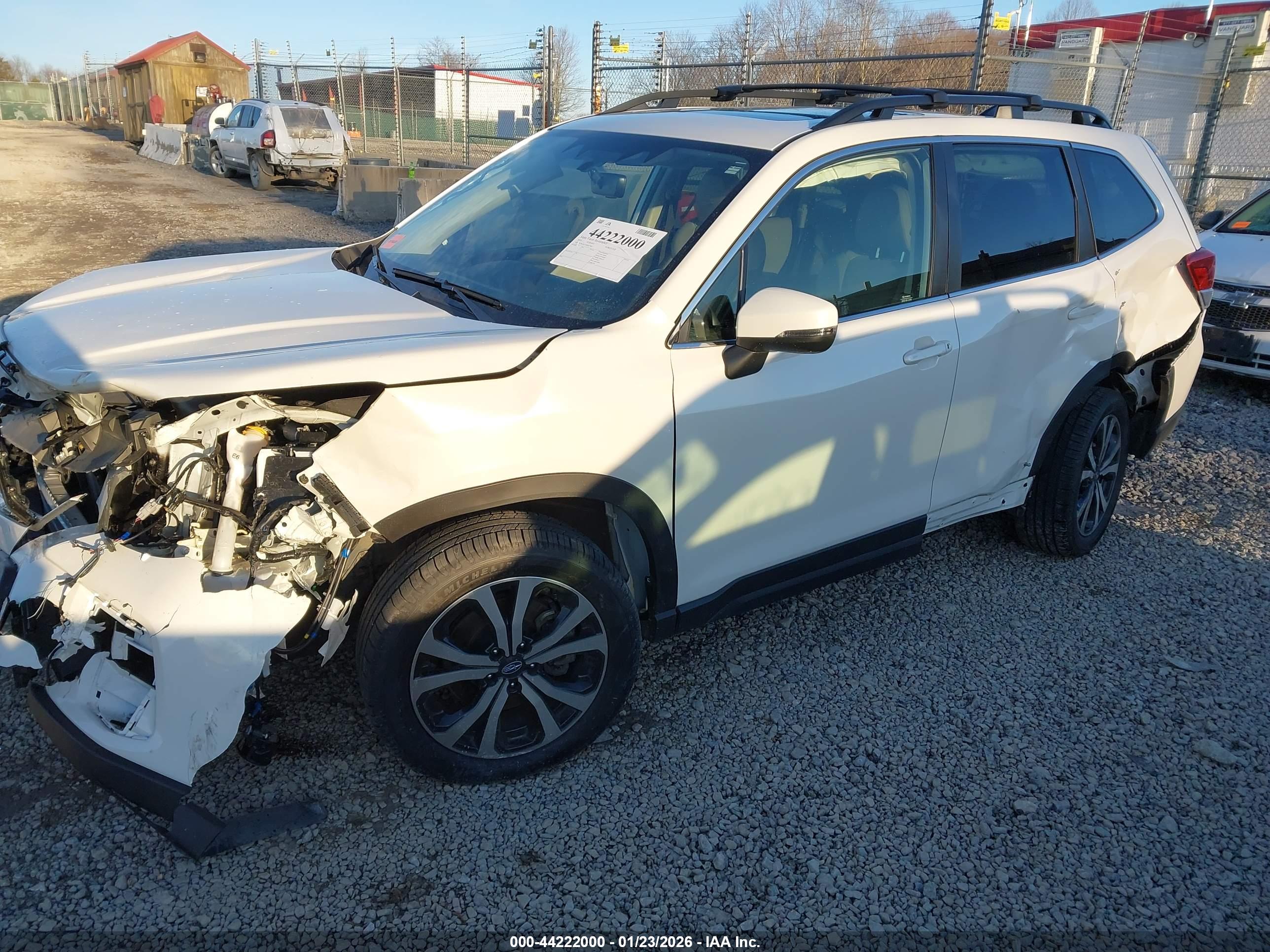 SUBARU FORESTER image 2