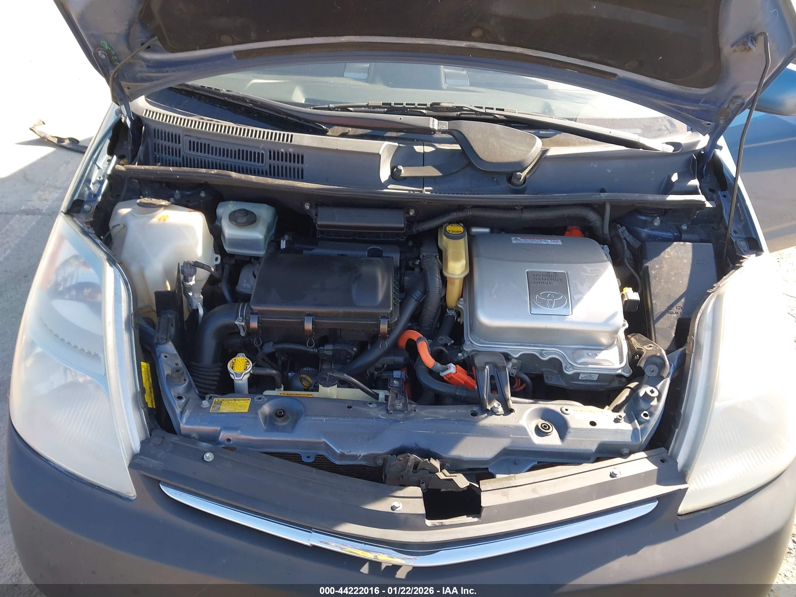 TOYOTA PRIUS image 10