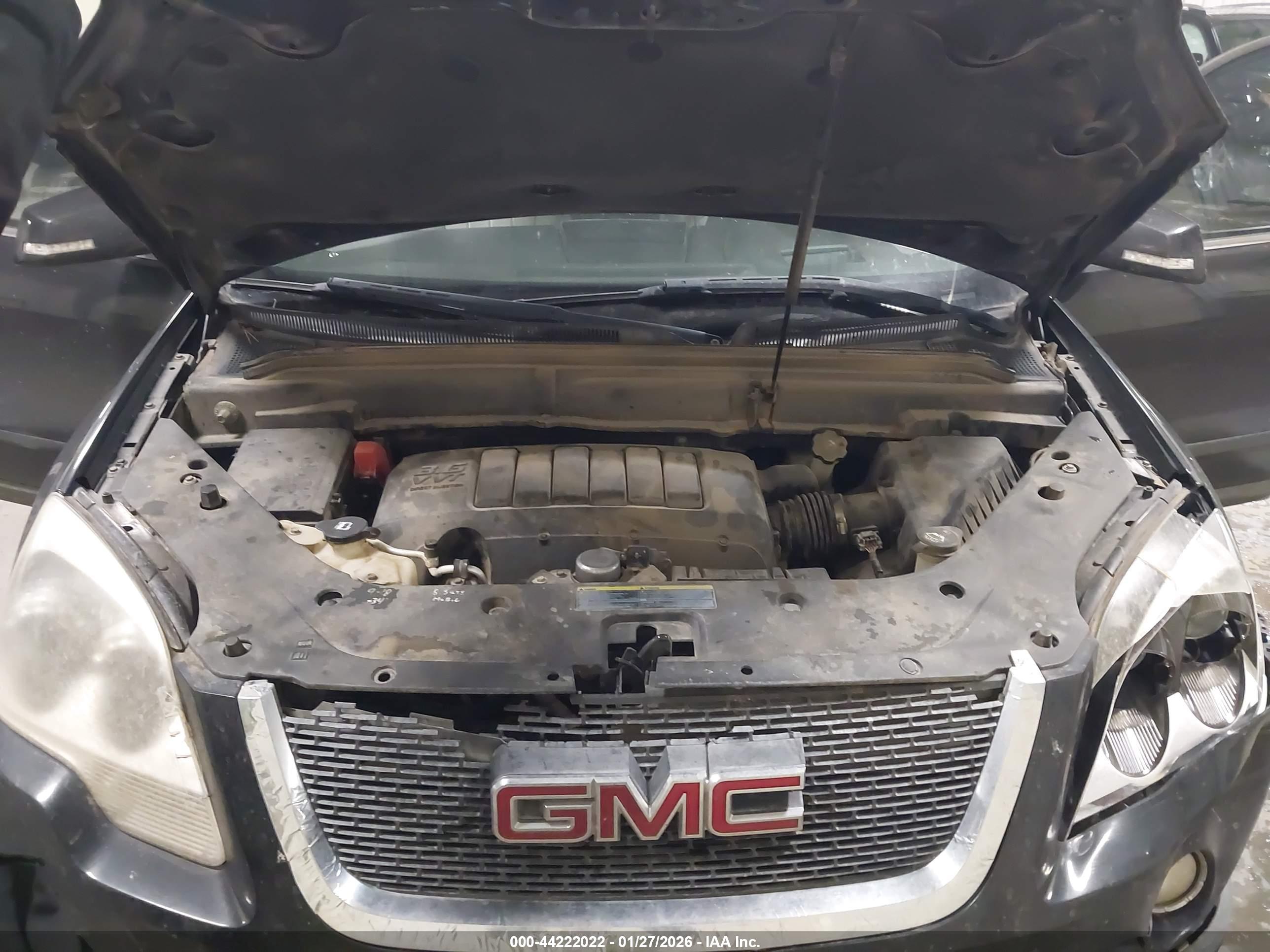 GMC ACADIA image 10
