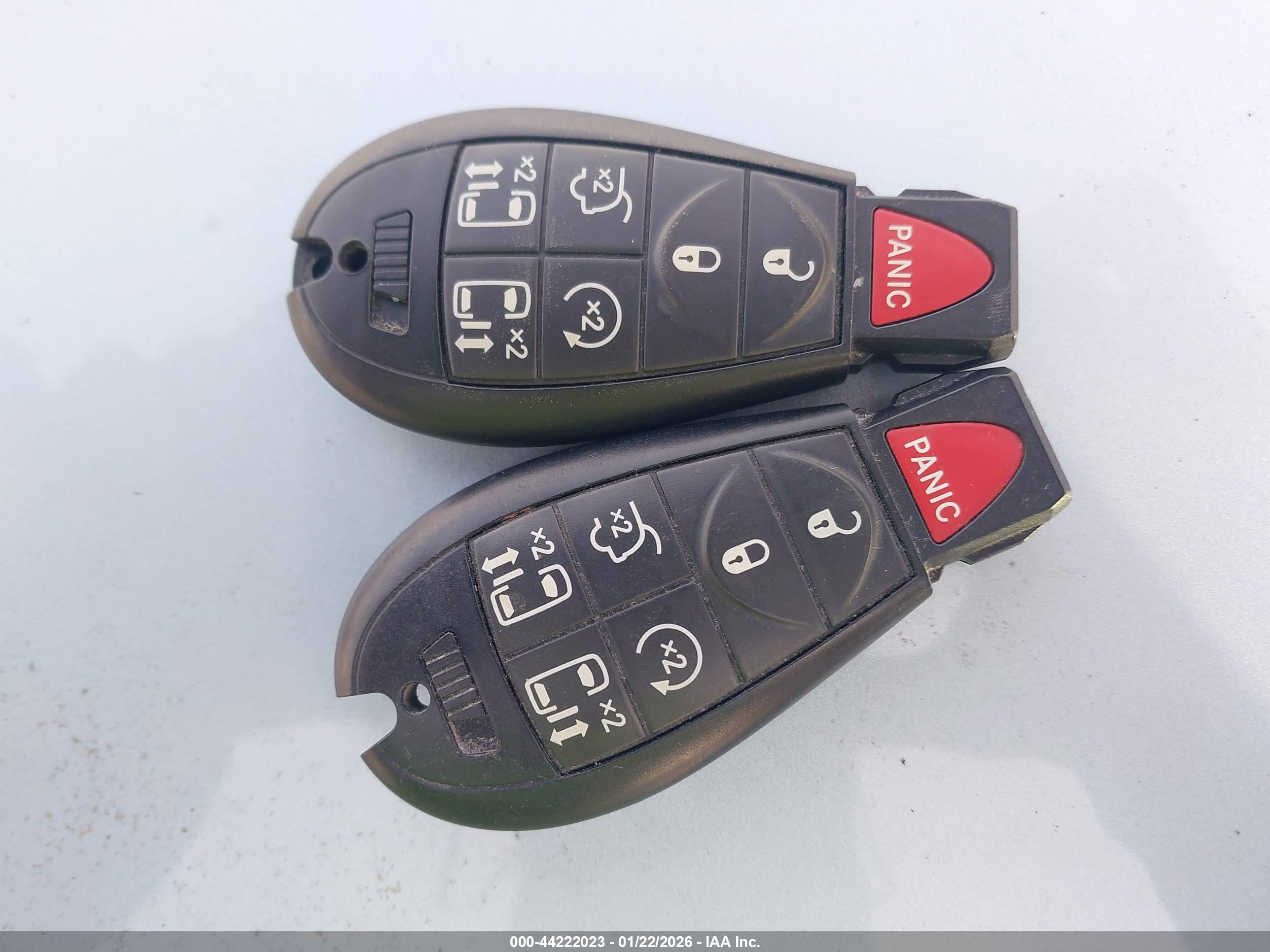 CHRYSLER TOWN image 11