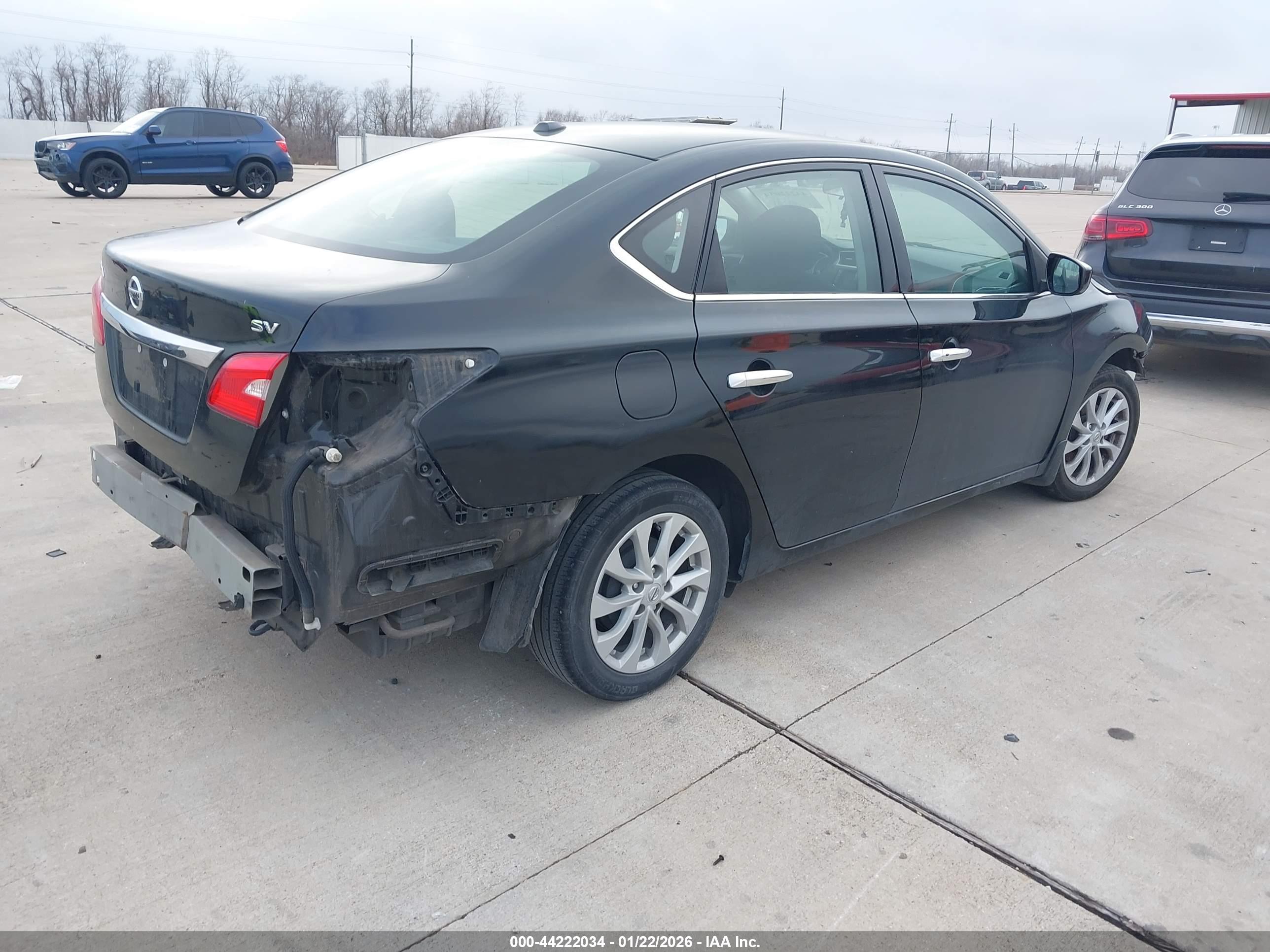 NISSAN SENTRA image 4