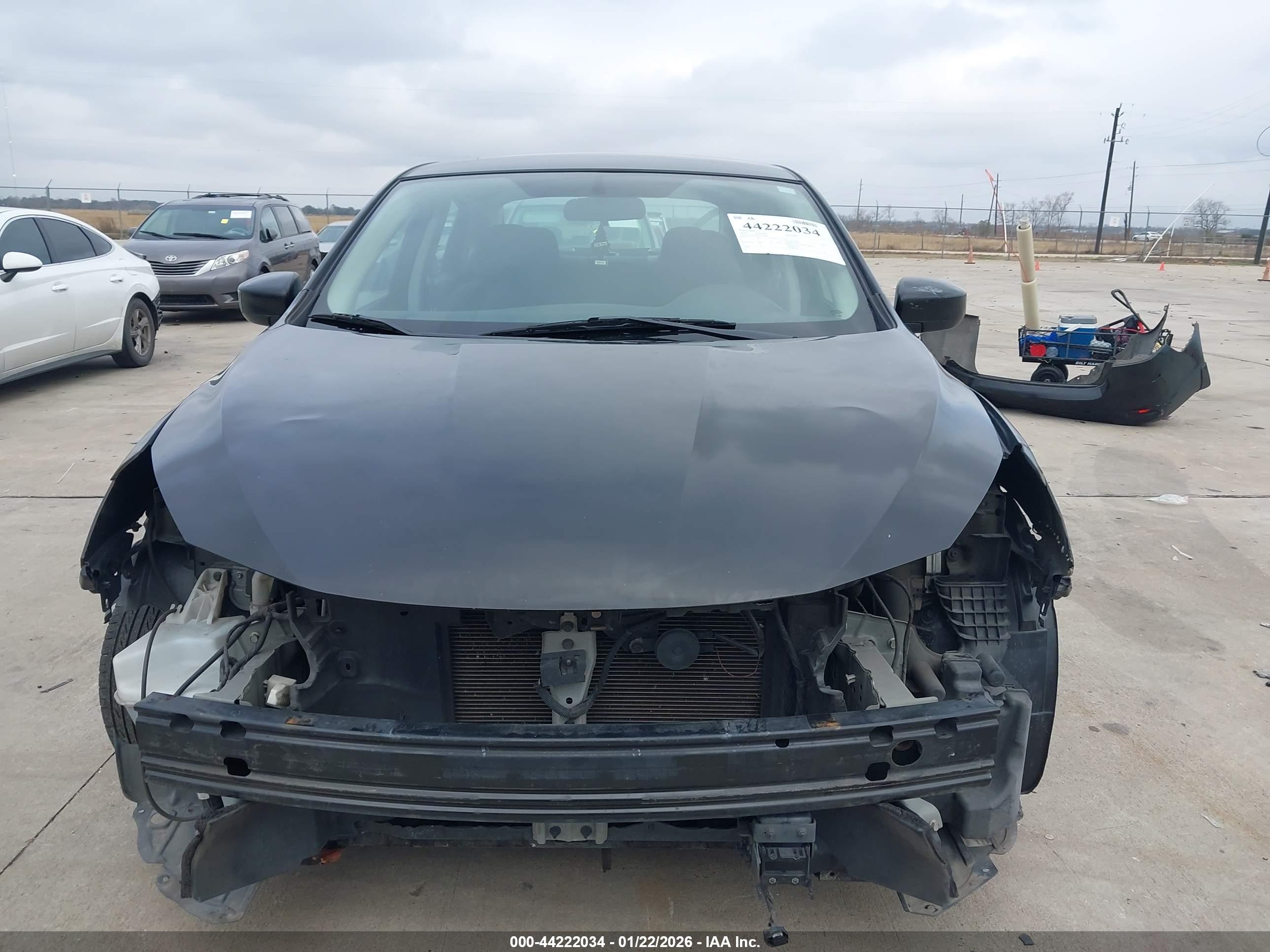 NISSAN SENTRA image 6