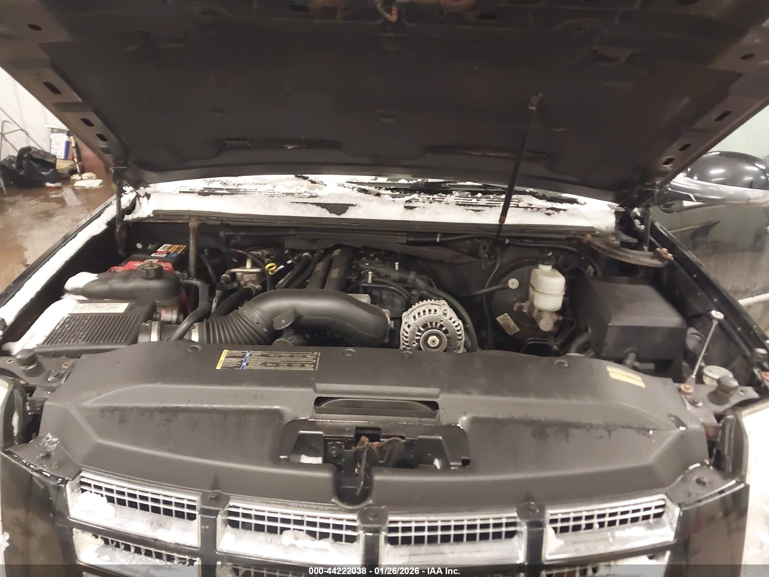 CADILLAC ESCALADE image 10